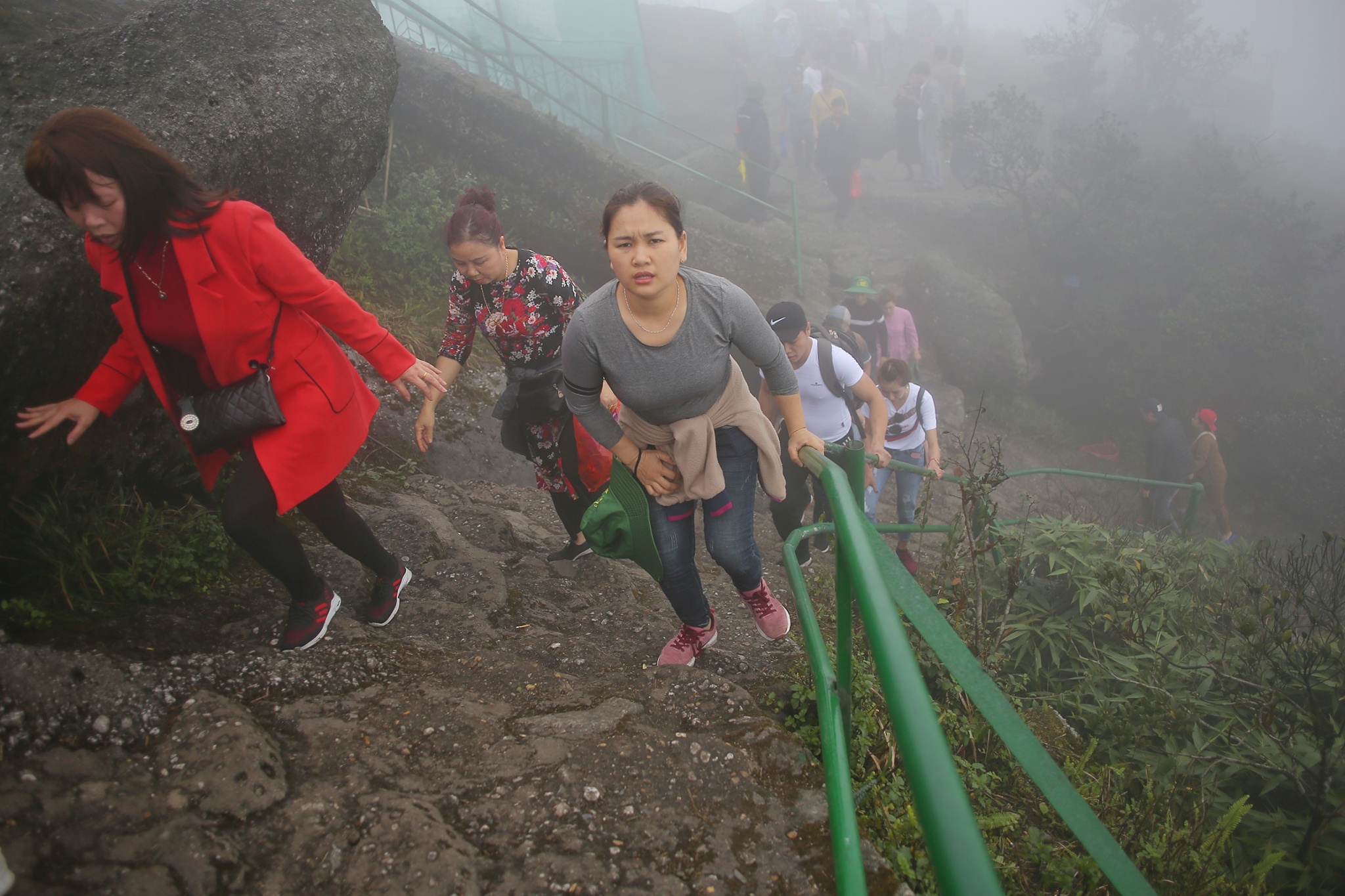 khai hoi Yen Tu anh 7