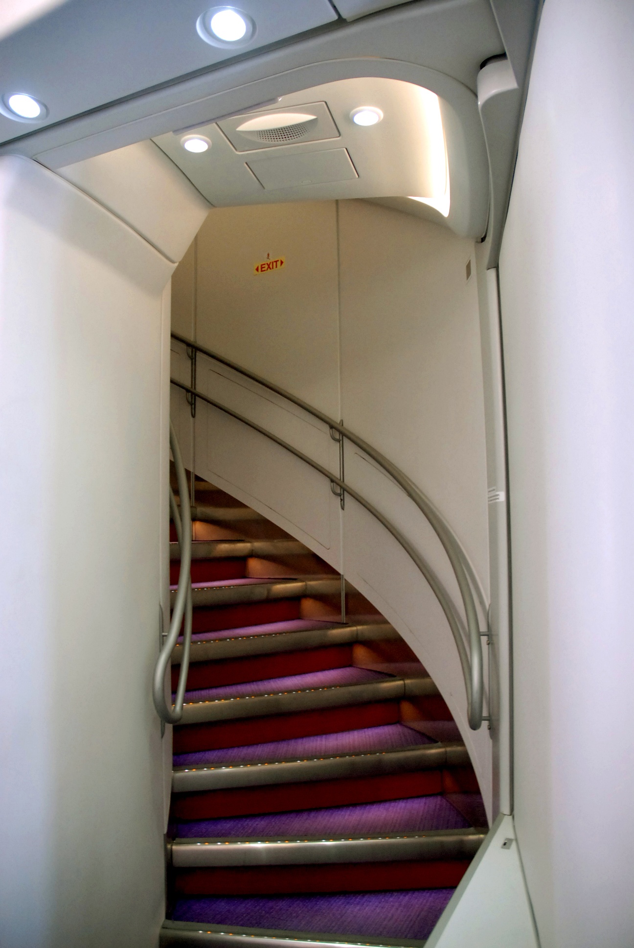 May bay lon nhat the gioi dung san xuat anh 12