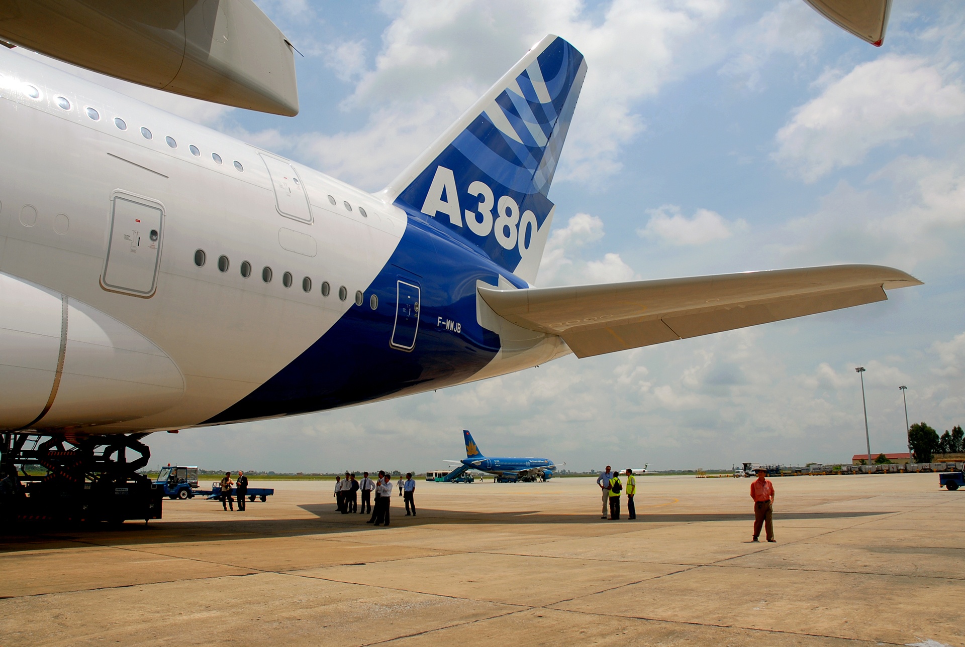 May bay lon nhat the gioi dung san xuat anh 7