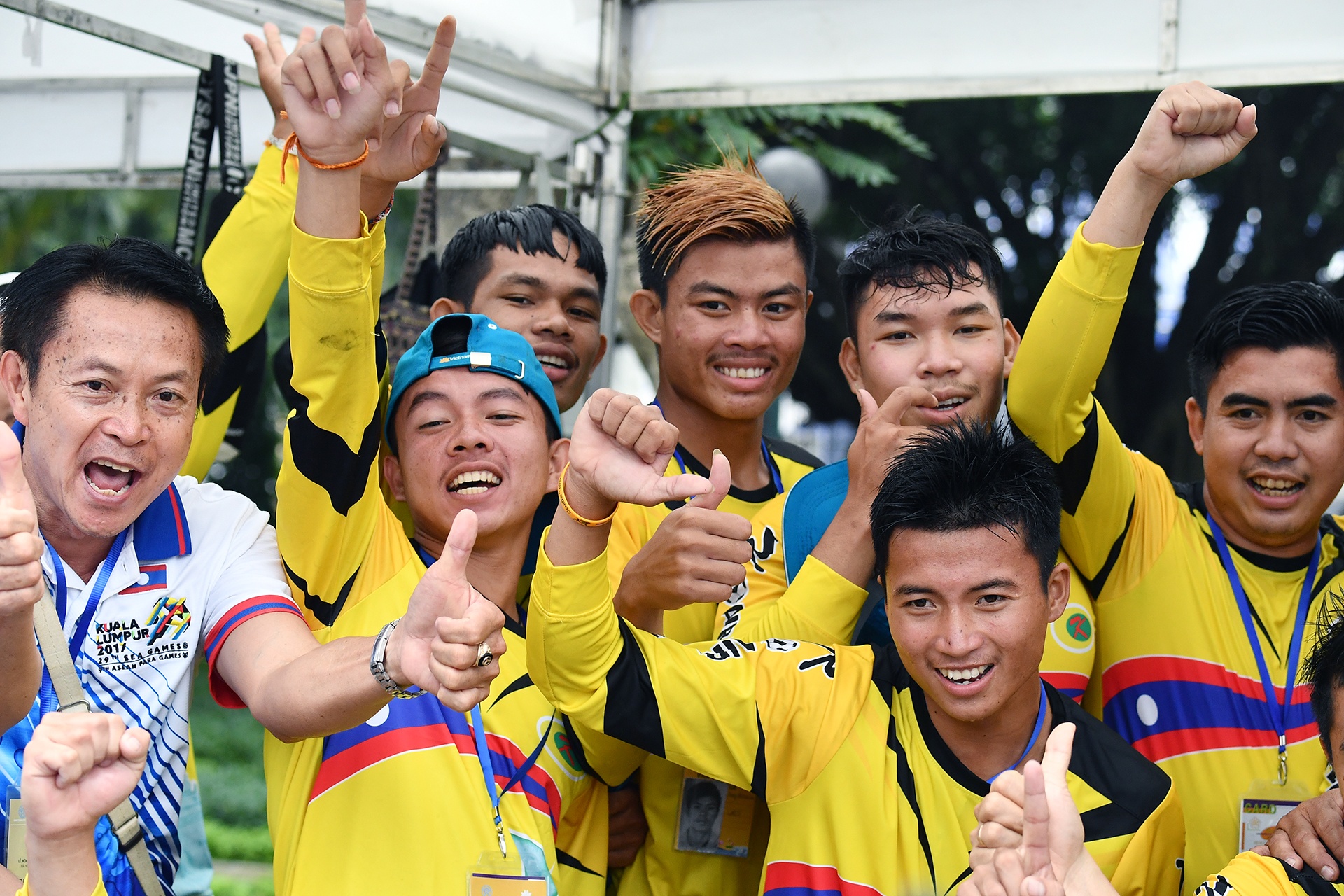 dua boi chai thuyen rong o ho Tay anh 13