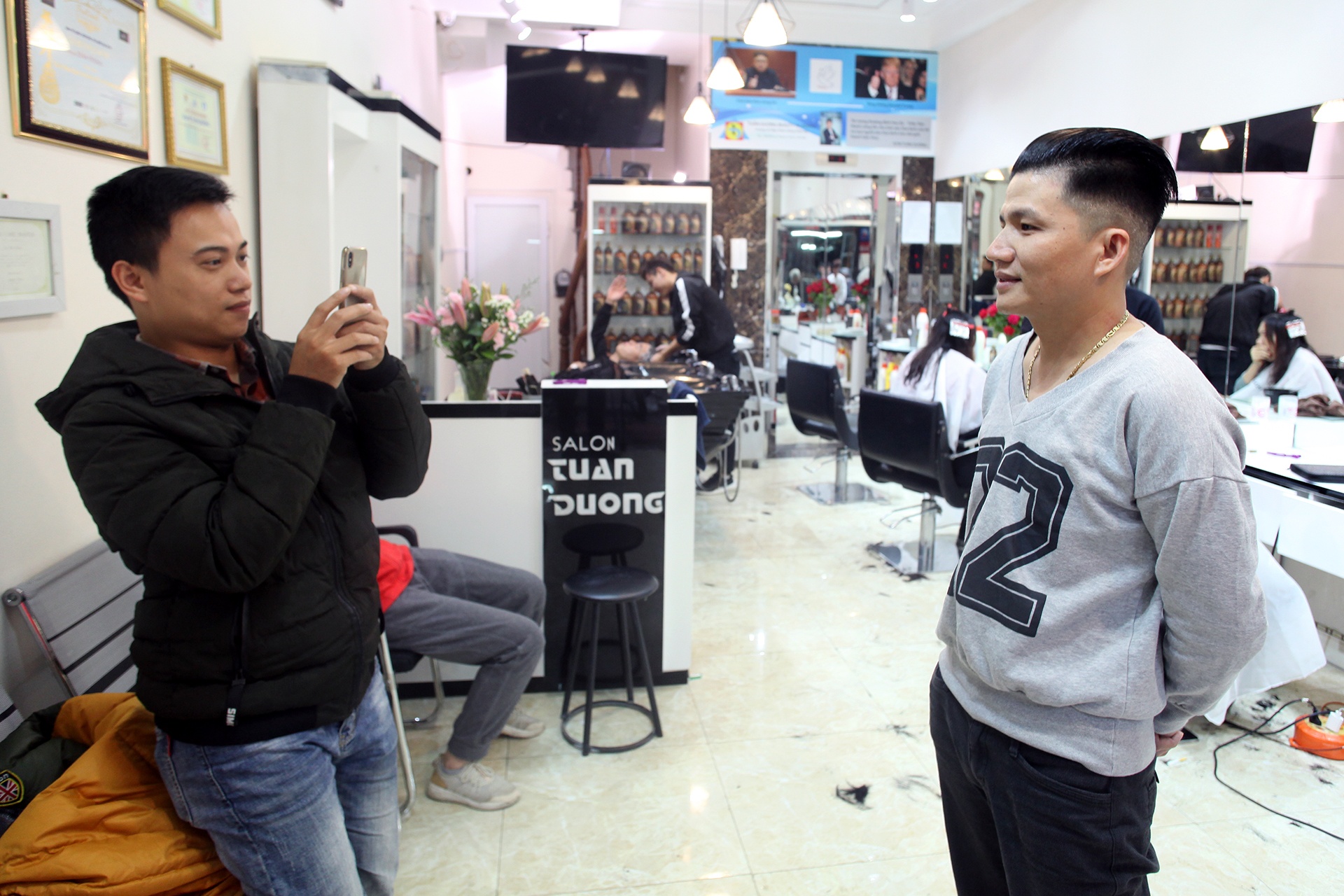 cat toc kieu Kim Jong Un anh 10