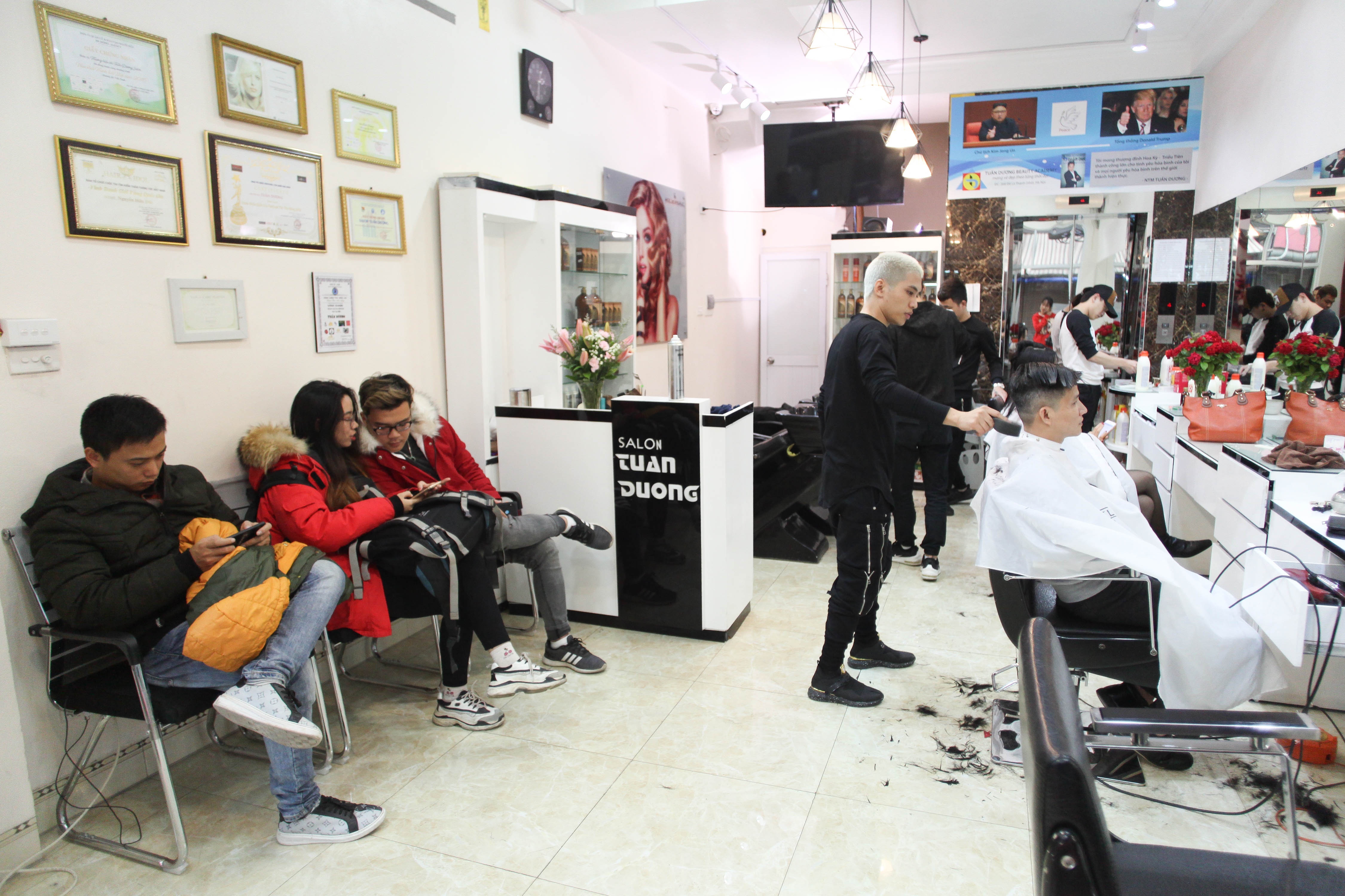 cat toc kieu Kim Jong Un anh 1