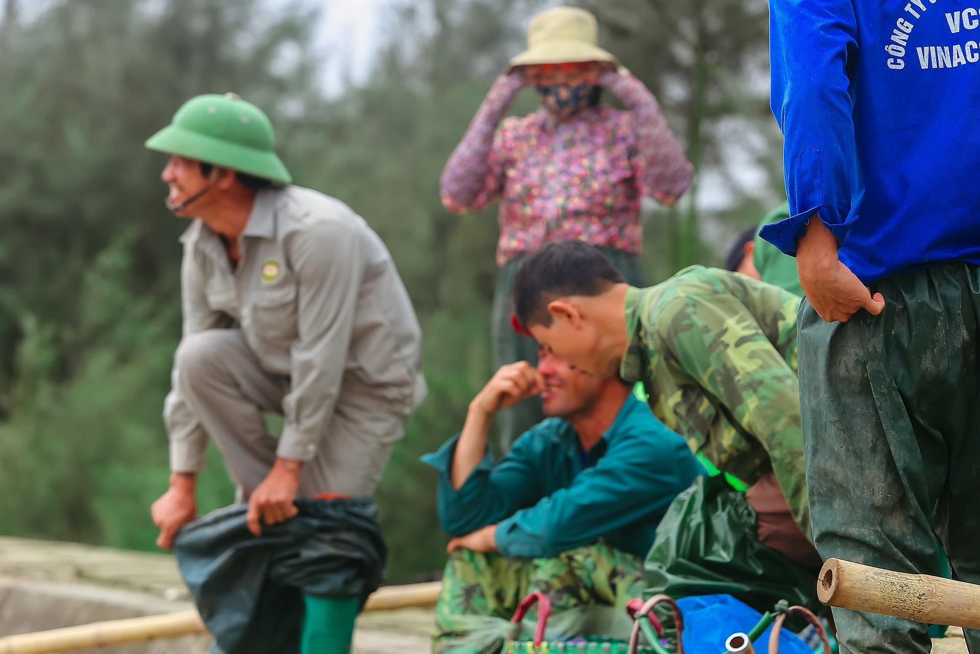 nghề cào ngao ở Thái Bình ảnh 23 nghe cao ngao o Thai Binh anh 23