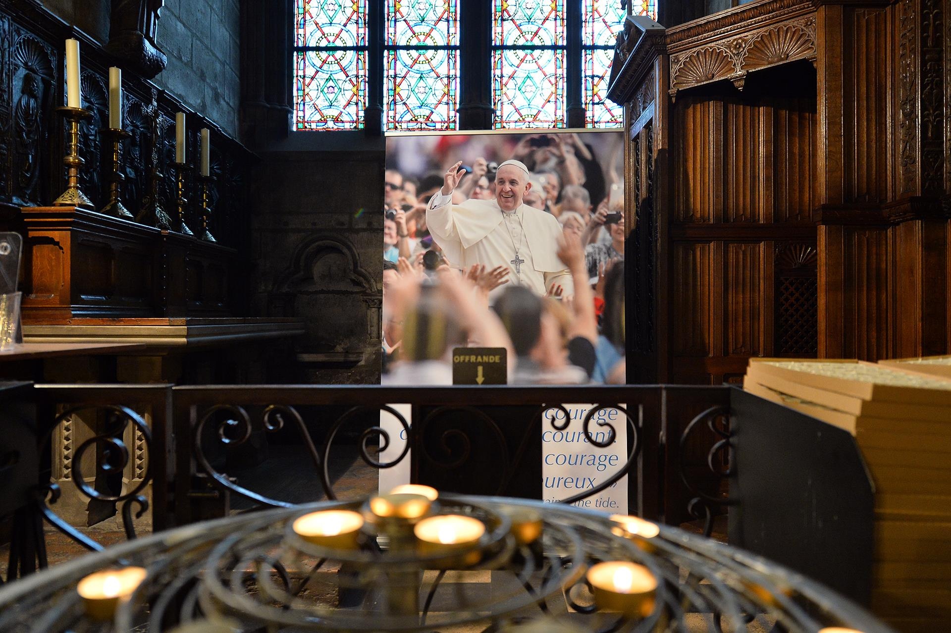 nha tho Duc Ba Paris anh 13