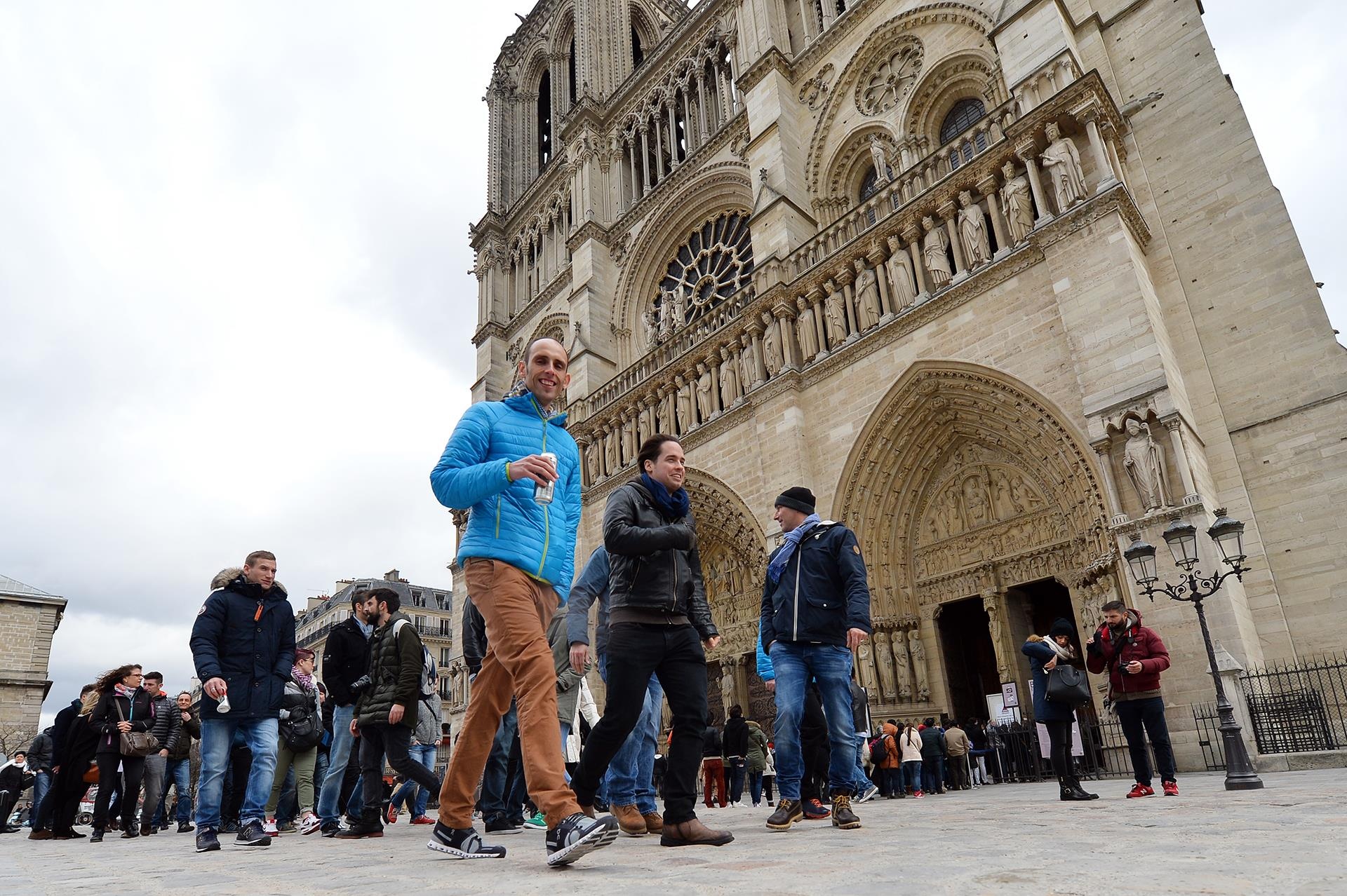 nha tho Duc Ba Paris anh 3