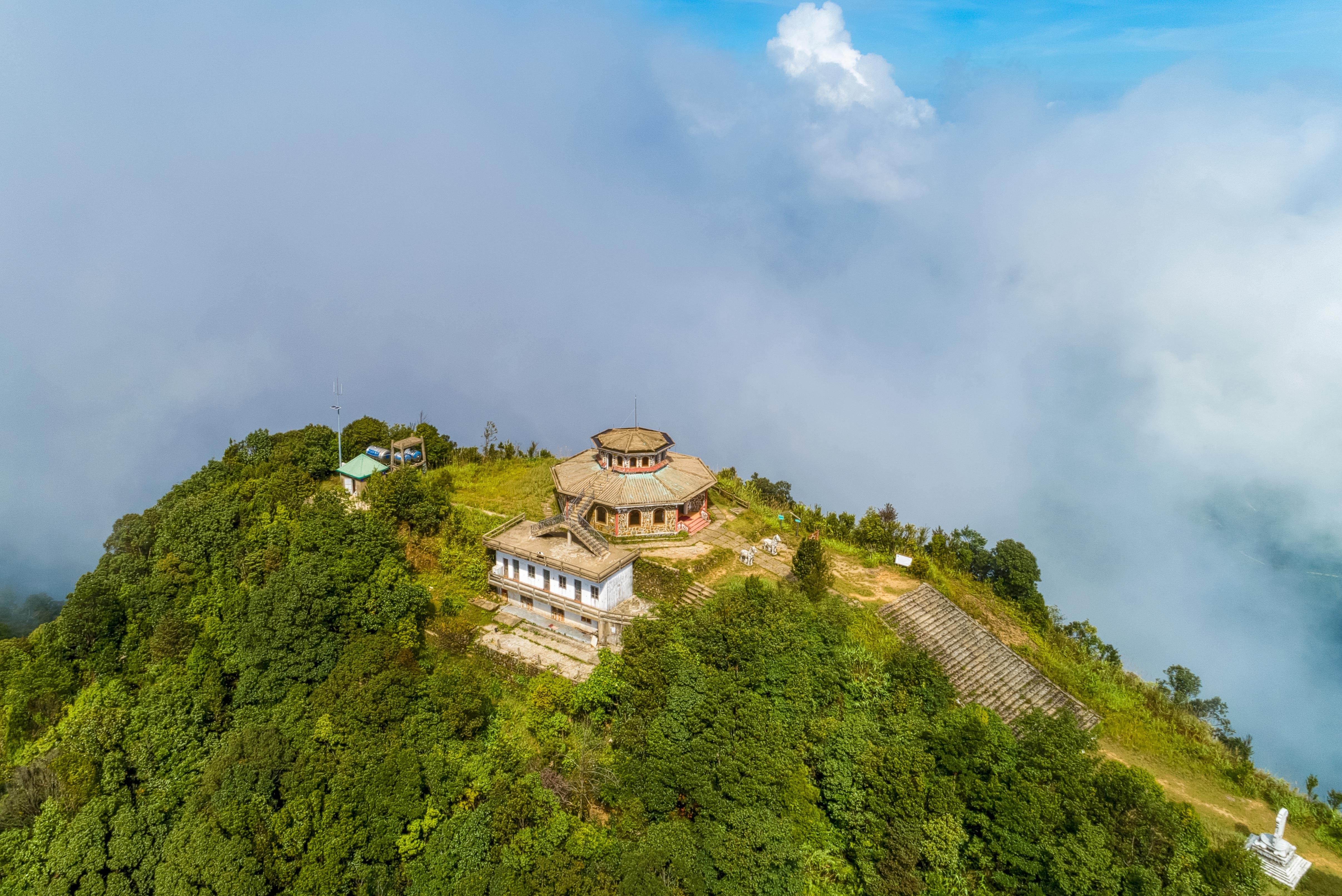 vuon quoc gia Bach Ma anh 6