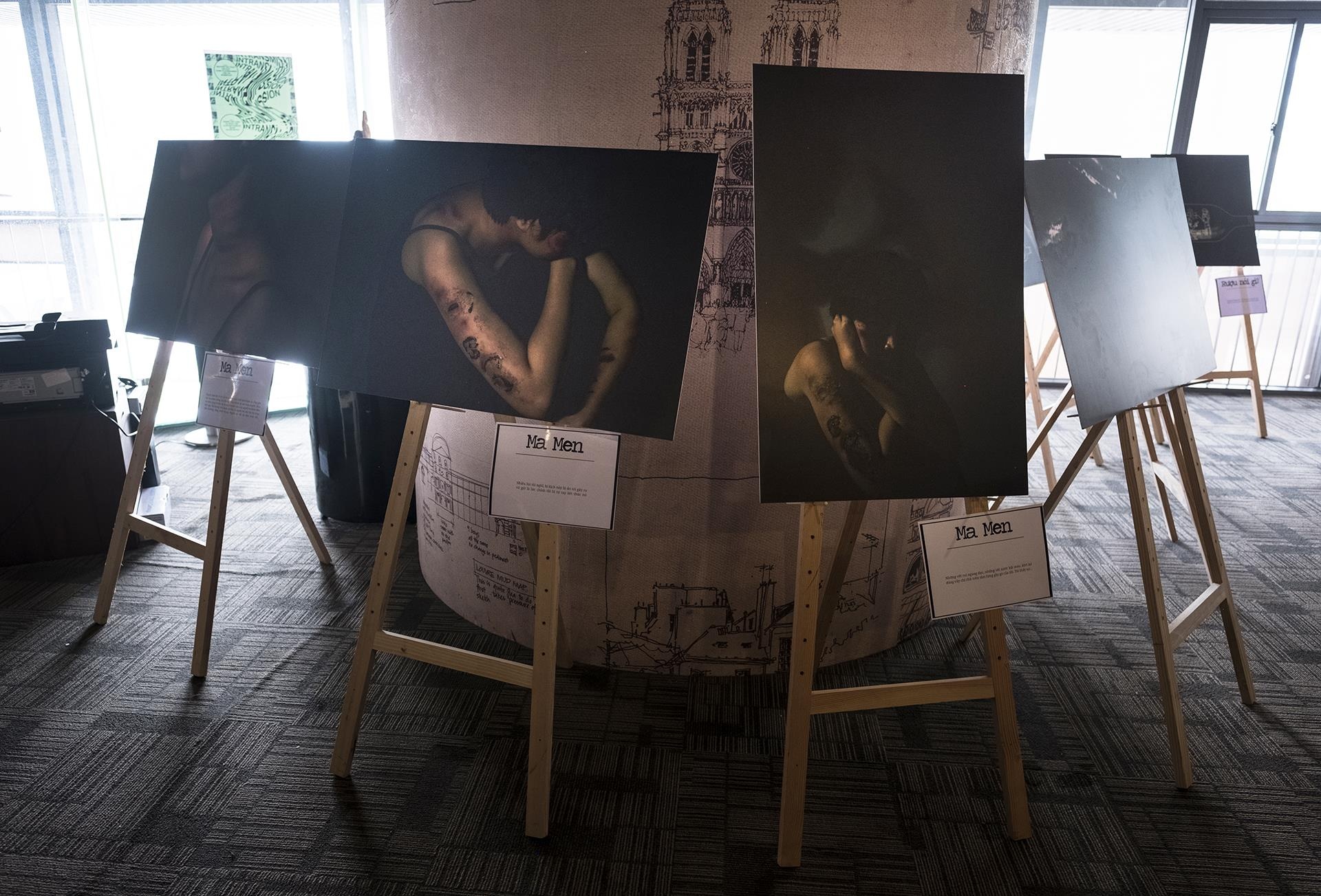 trien lam tac hai cua ruou anh 5