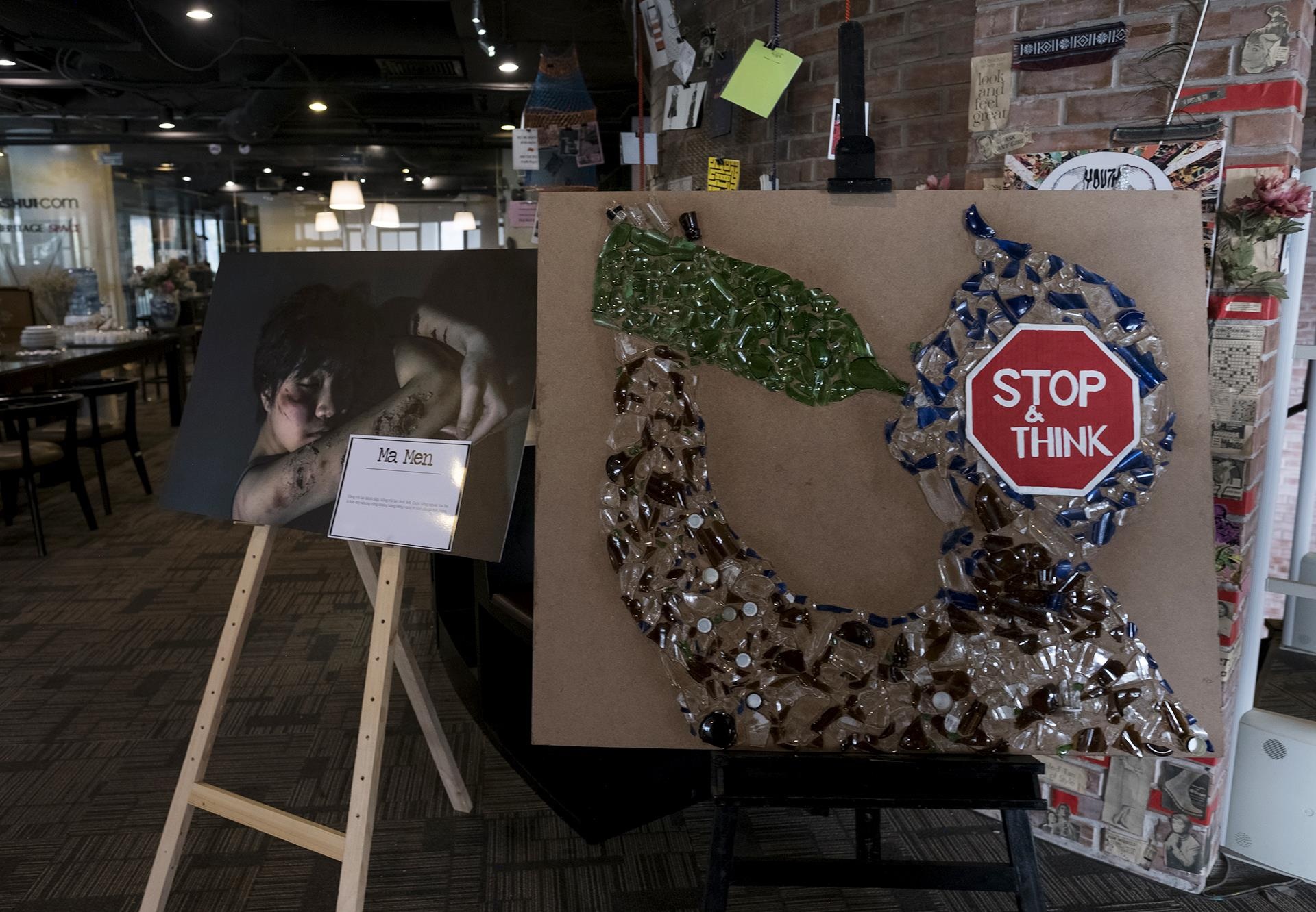 trien lam tac hai cua ruou anh 10