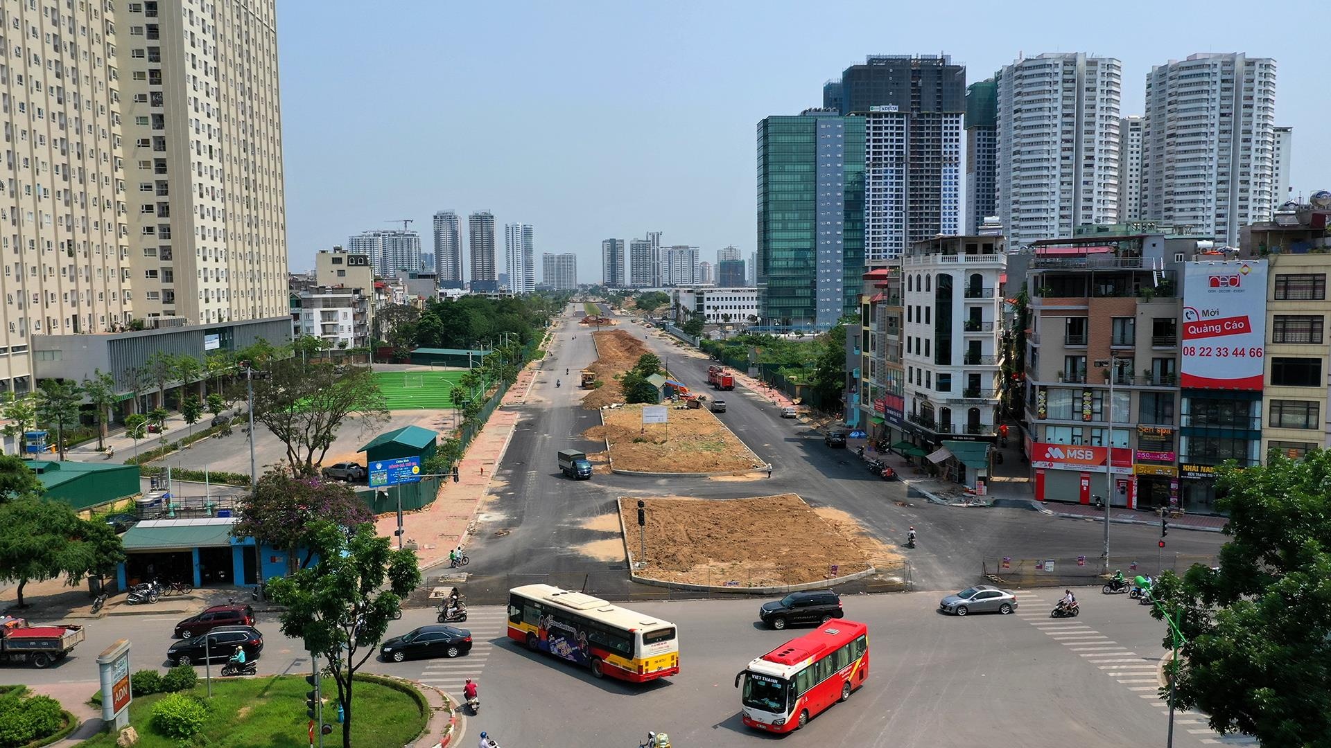 duong moi noi Nguyen Van Huyen va khu Ngoai giao doan anh 1