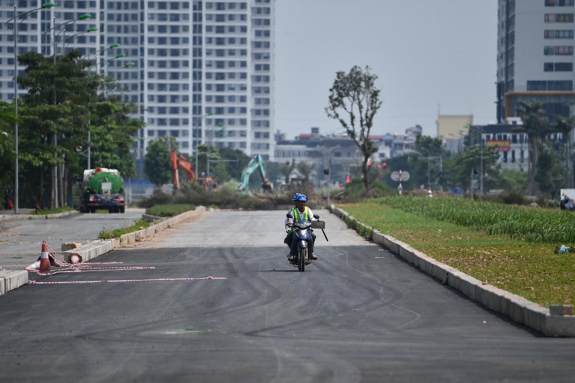 duong moi noi Nguyen Van Huyen va khu Ngoai giao doan anh 9