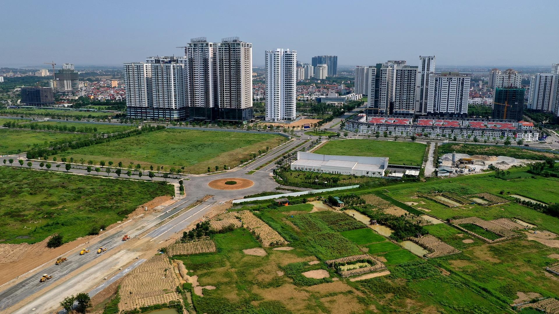 duong moi noi Nguyen Van Huyen va khu Ngoai giao doan anh 3