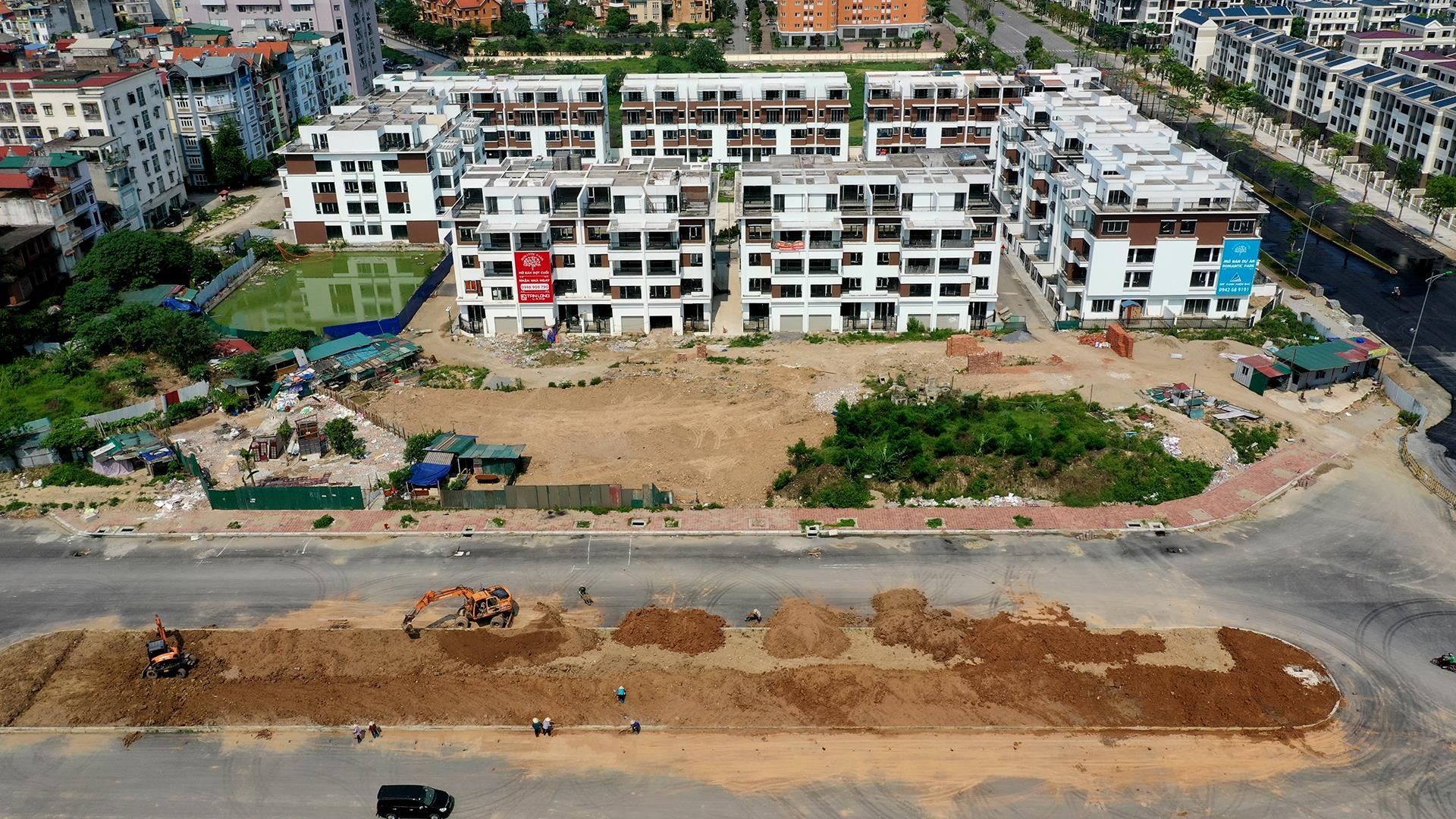 duong moi noi Nguyen Van Huyen va khu Ngoai giao doan anh 5