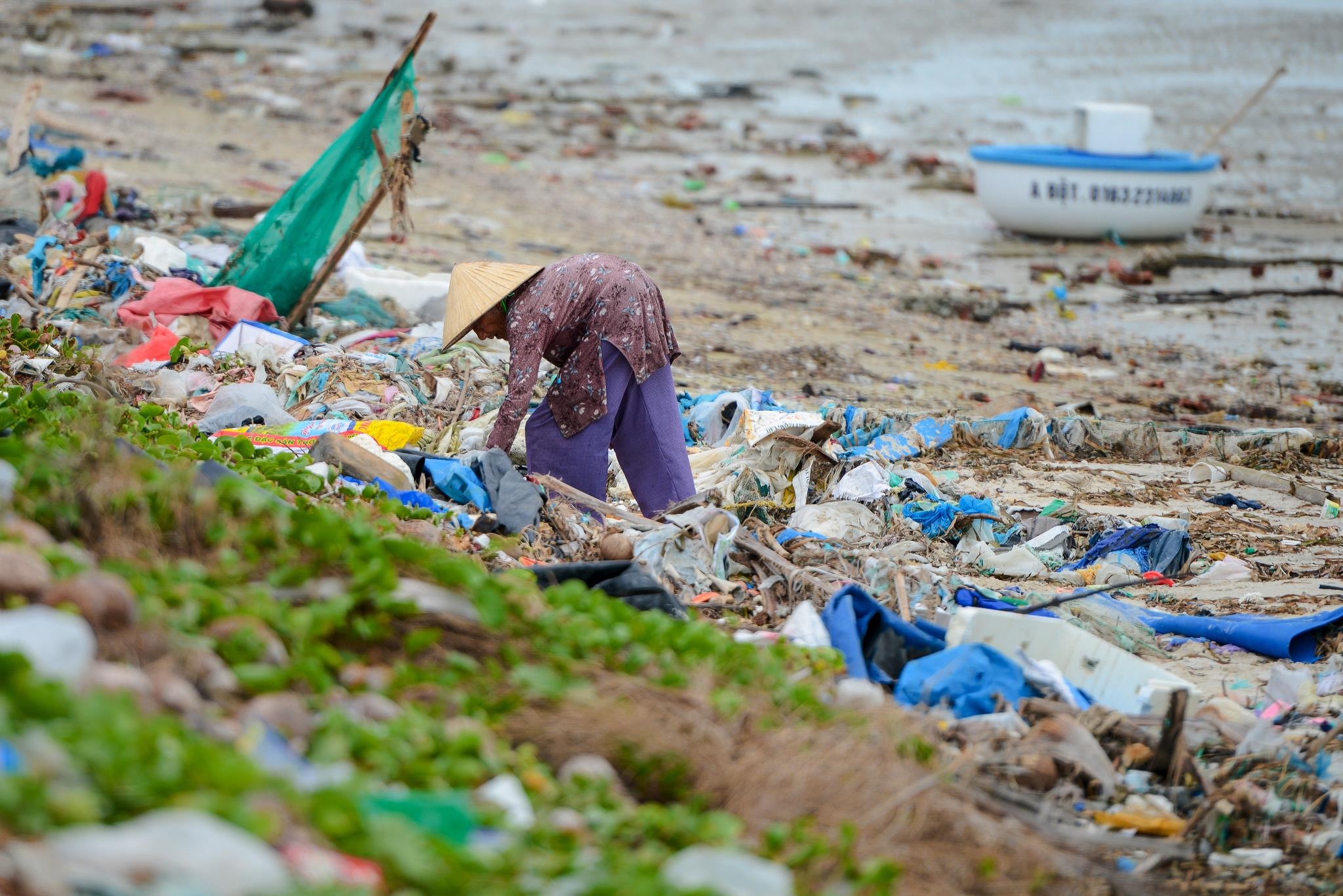 rac thai khap ca nuoc anh 16