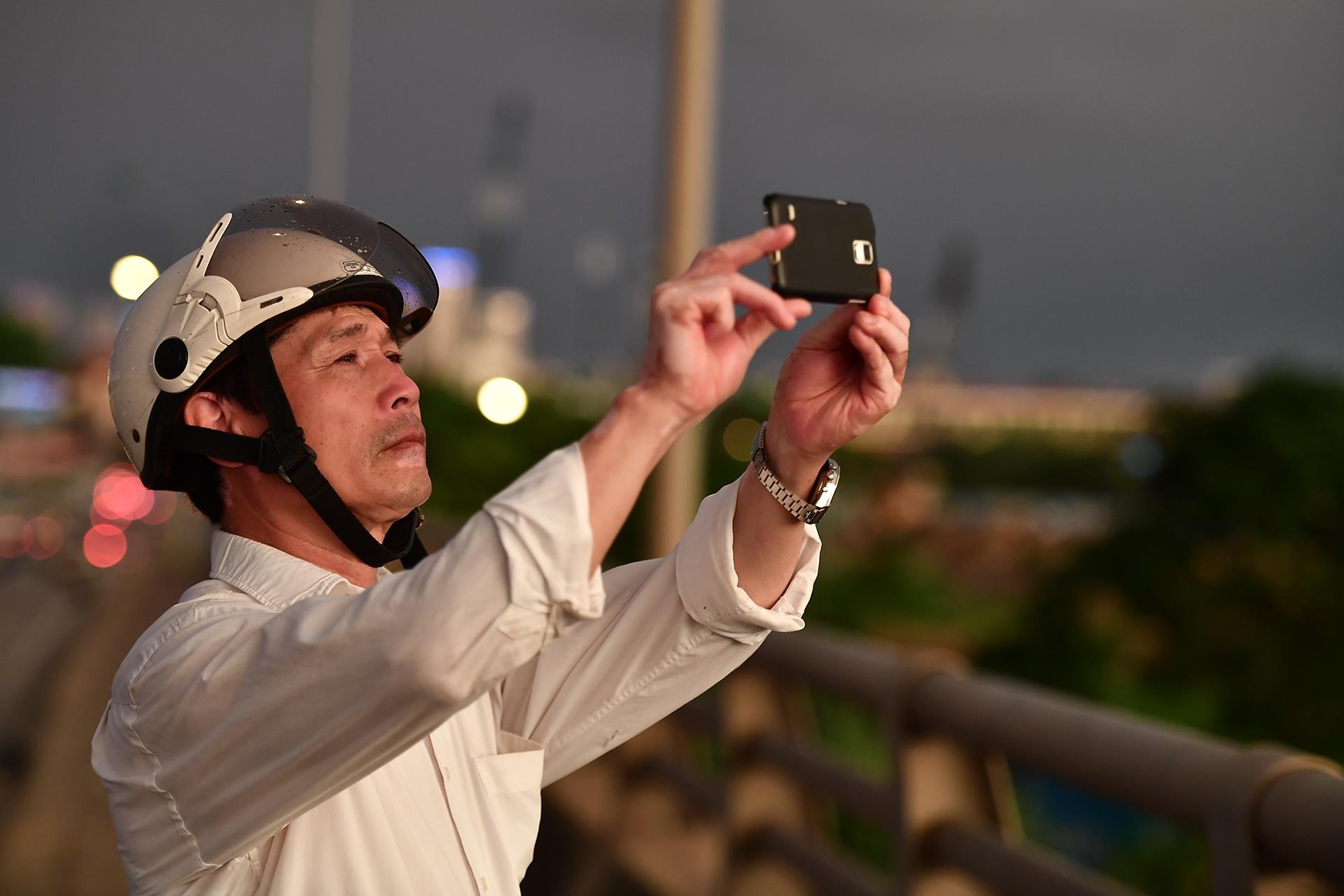 anh sang la trong mua Ha Noi anh 13