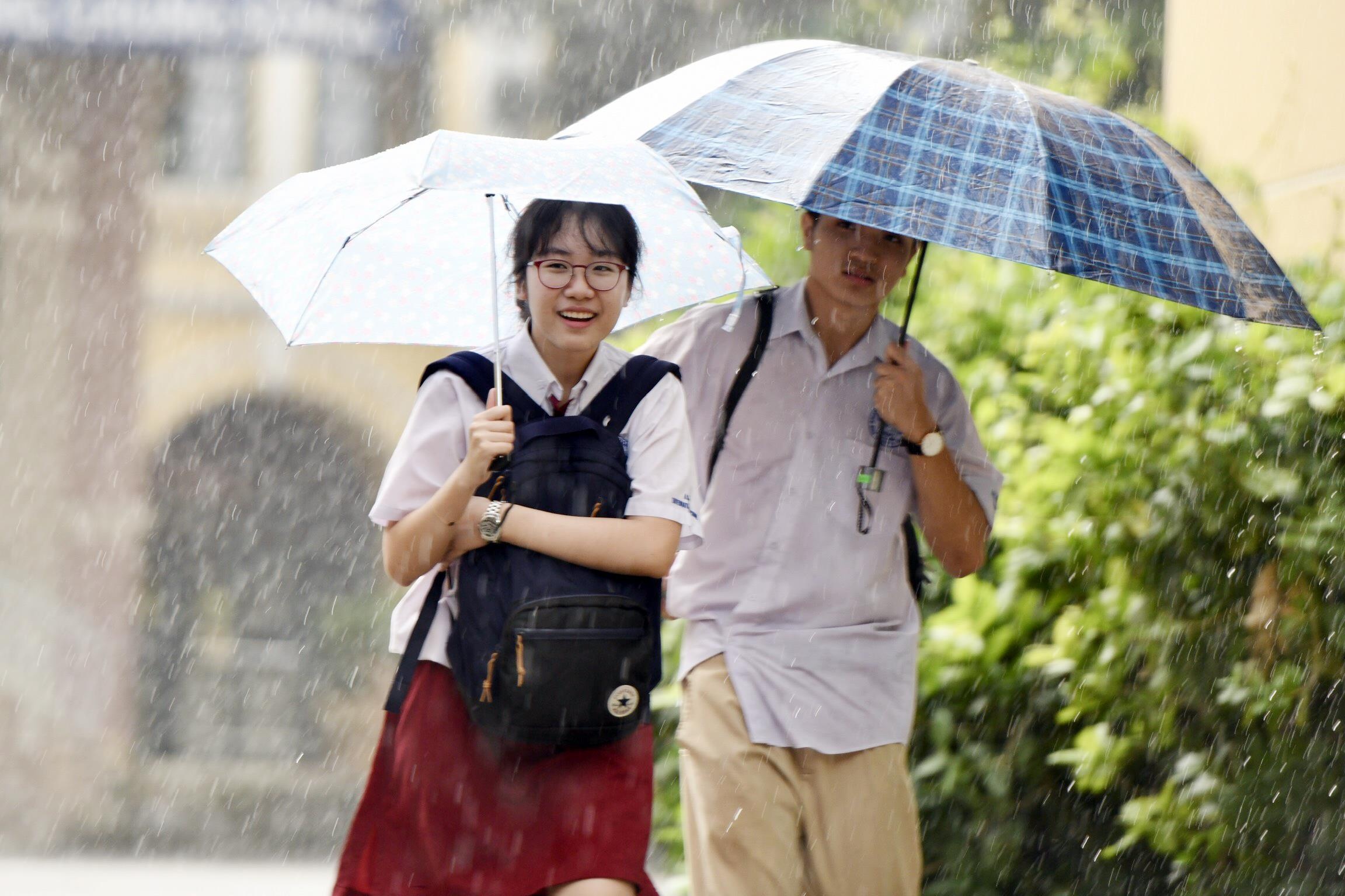 canh xuc dong cua si tu thi THPT quoc gia 2019 anh 4