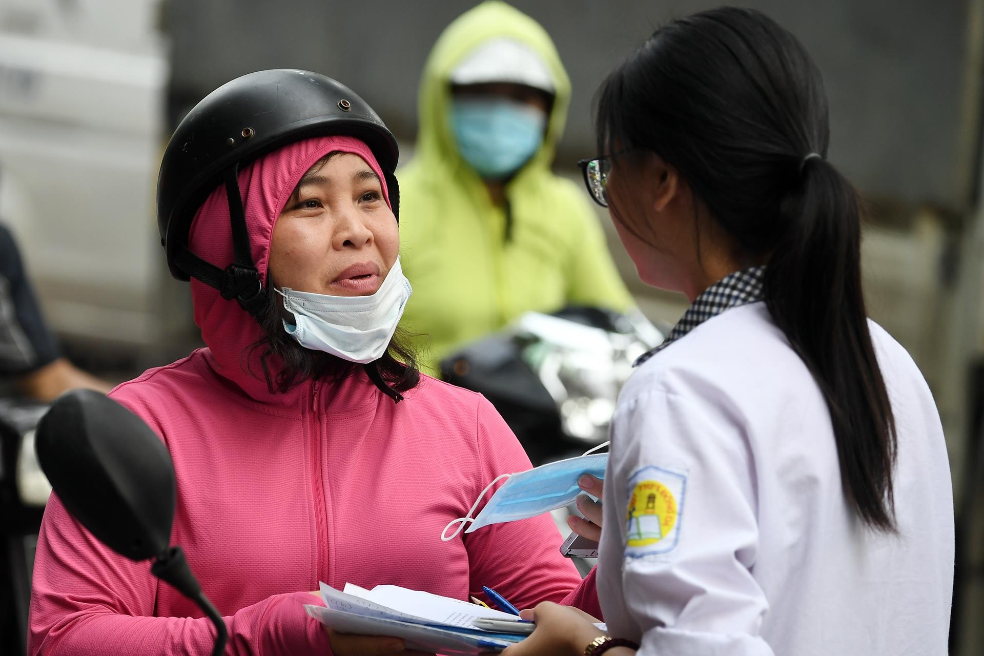 si tu va phu huynh ngay thi dai hoc anh 9