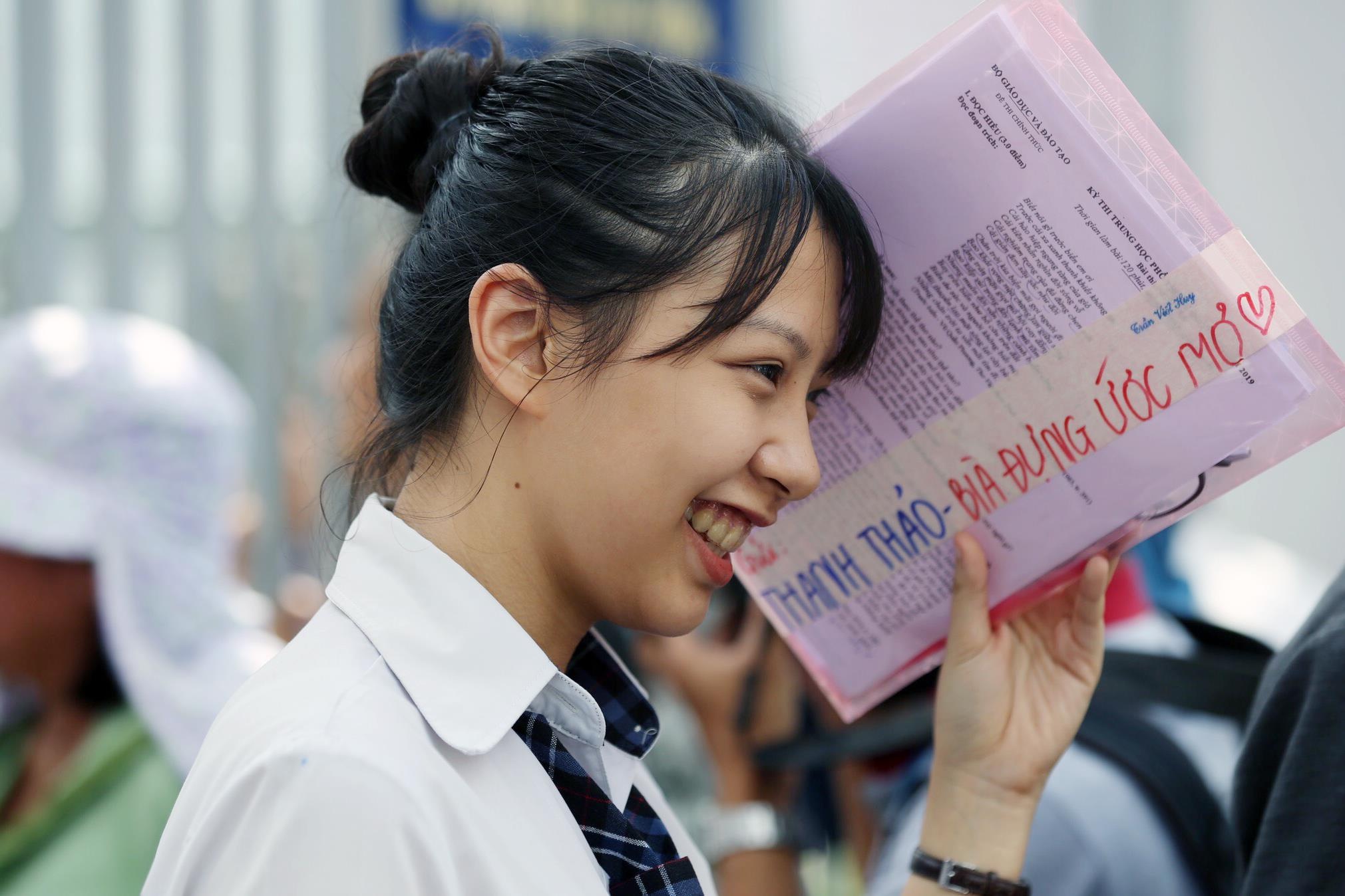 canh xuc dong cua si tu thi THPT quoc gia 2019 anh 32