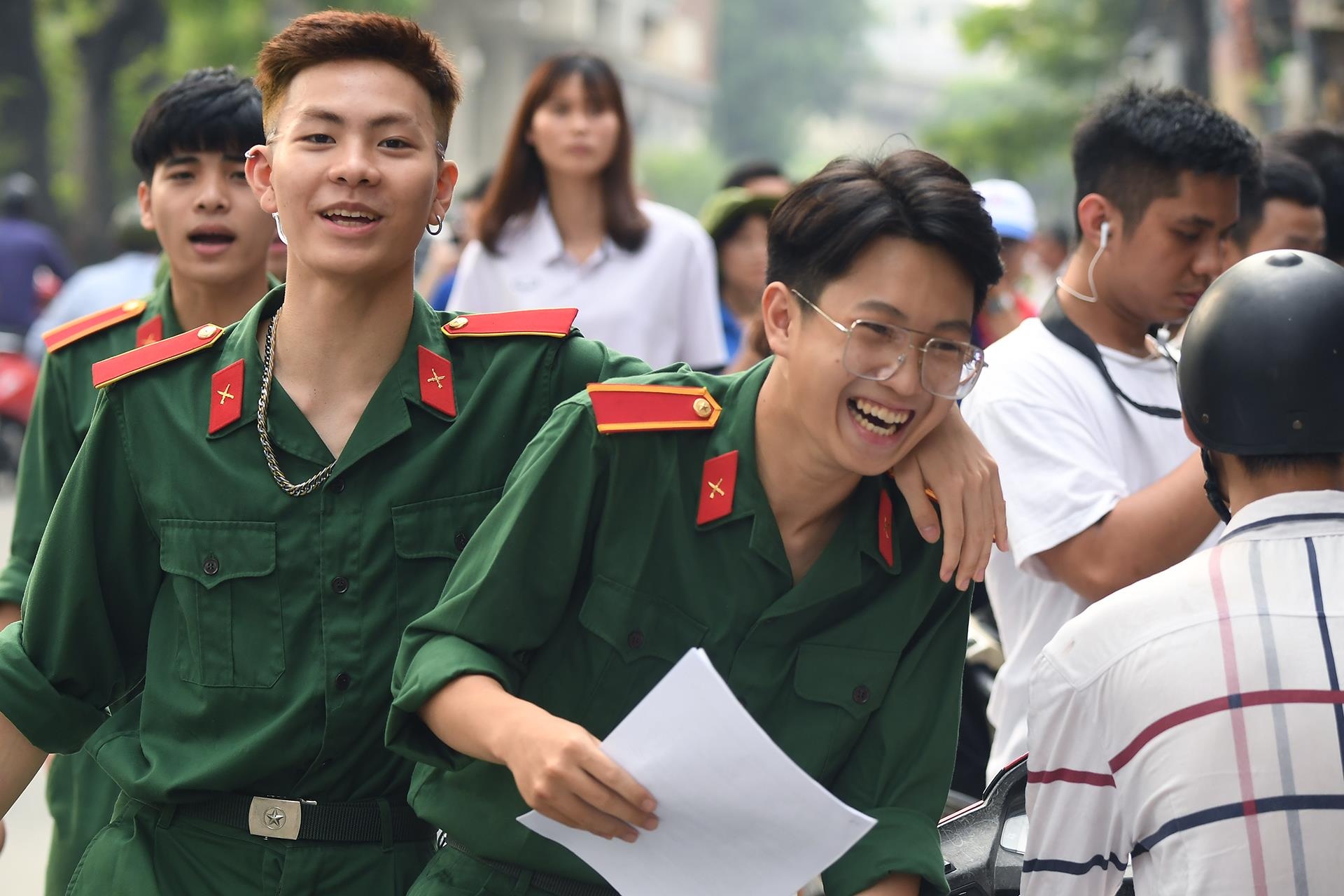 canh xuc dong cua si tu thi THPT quoc gia 2019 anh 42