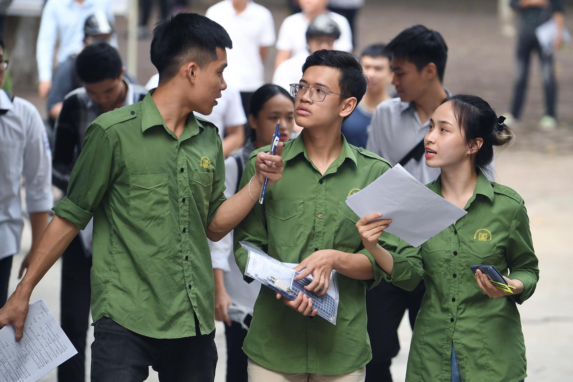 canh xuc dong cua si tu thi THPT quoc gia 2019 anh 41