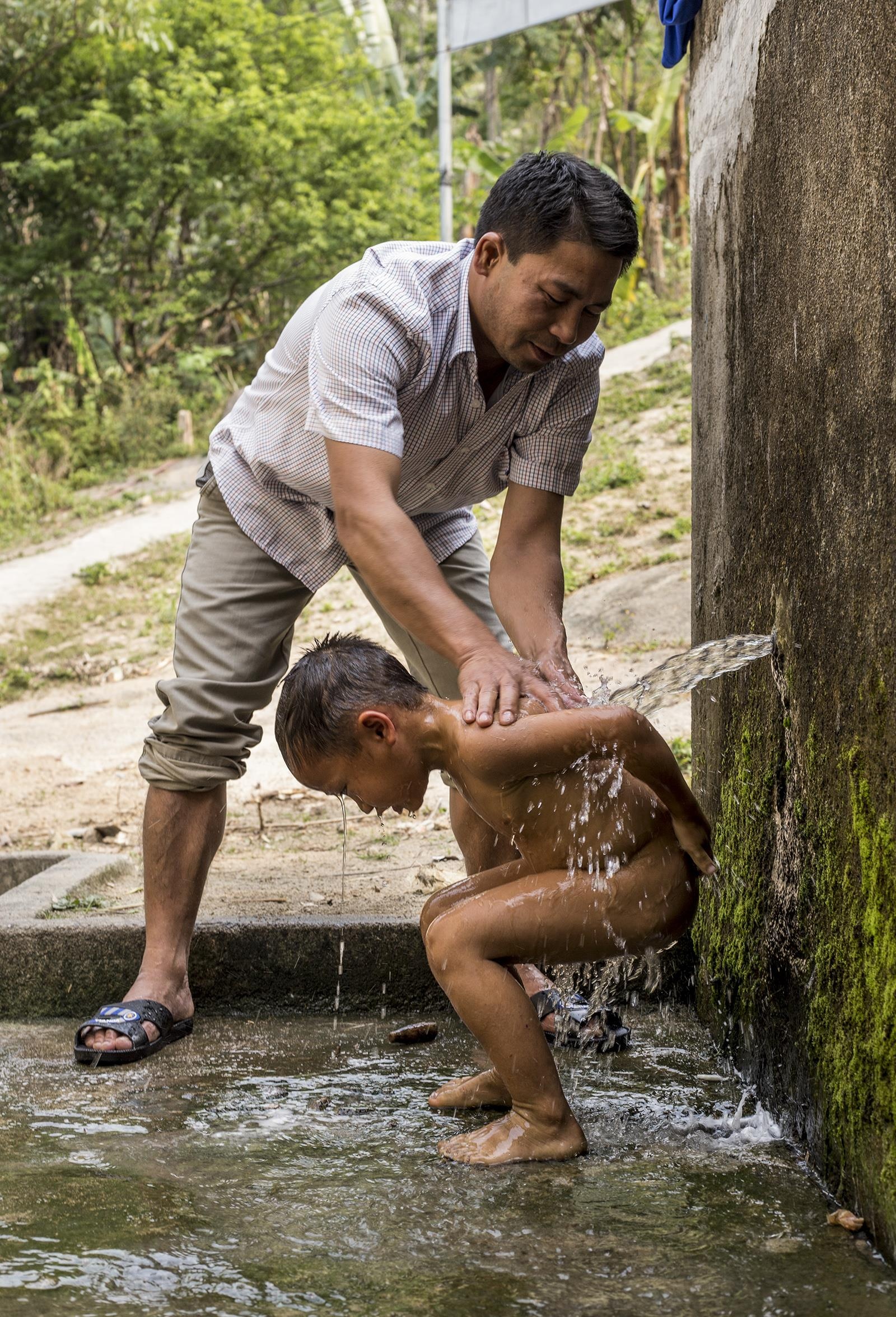 tre hoc chu o vung cao anh 26