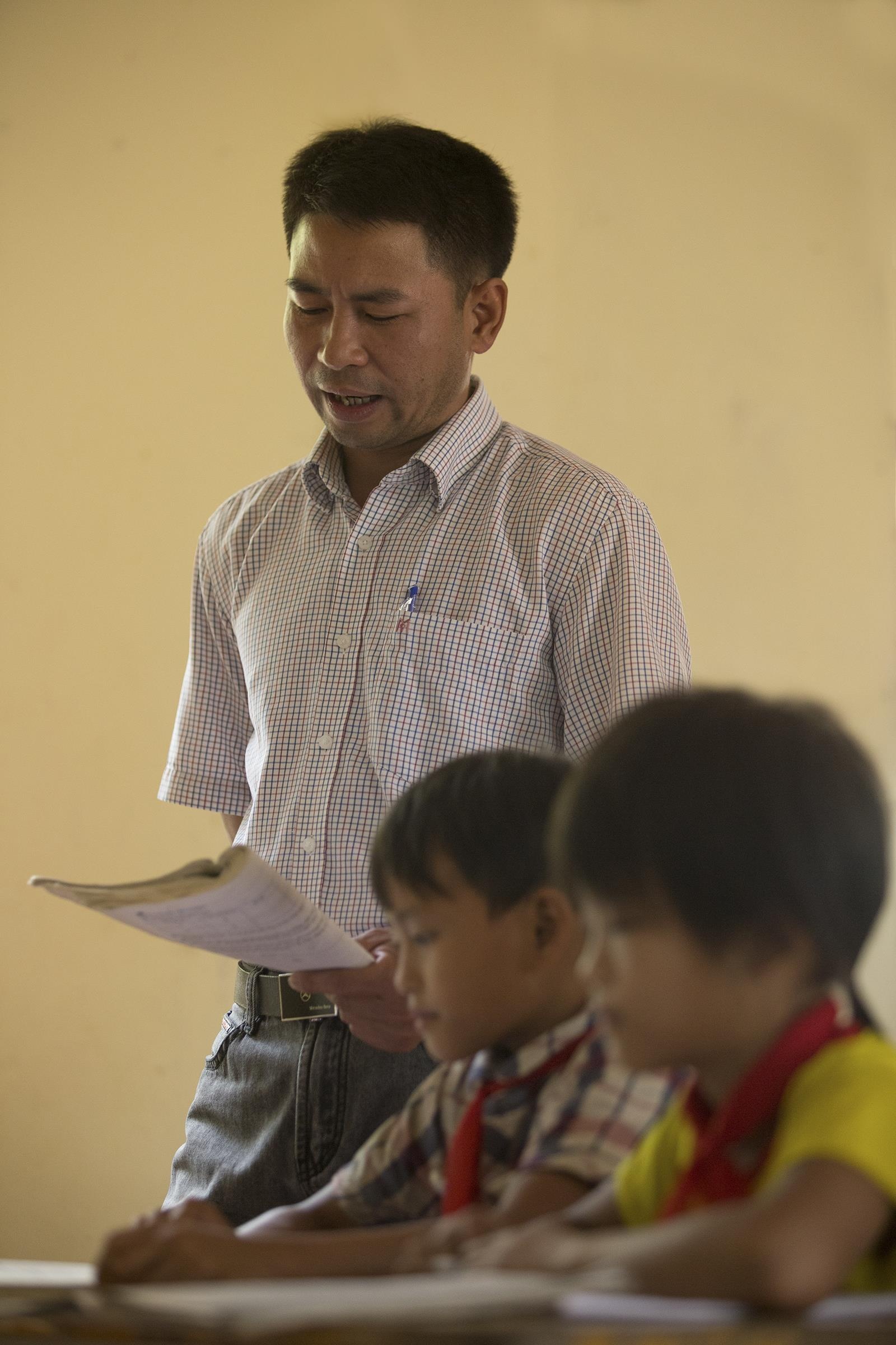 tre hoc chu o vung cao anh 7