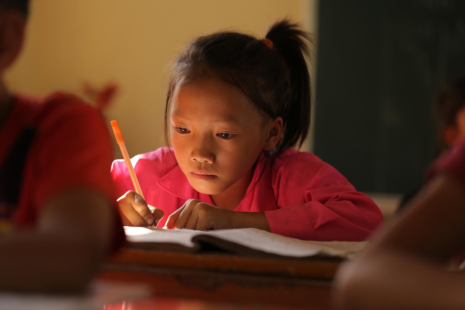 tre hoc chu o vung cao anh 9