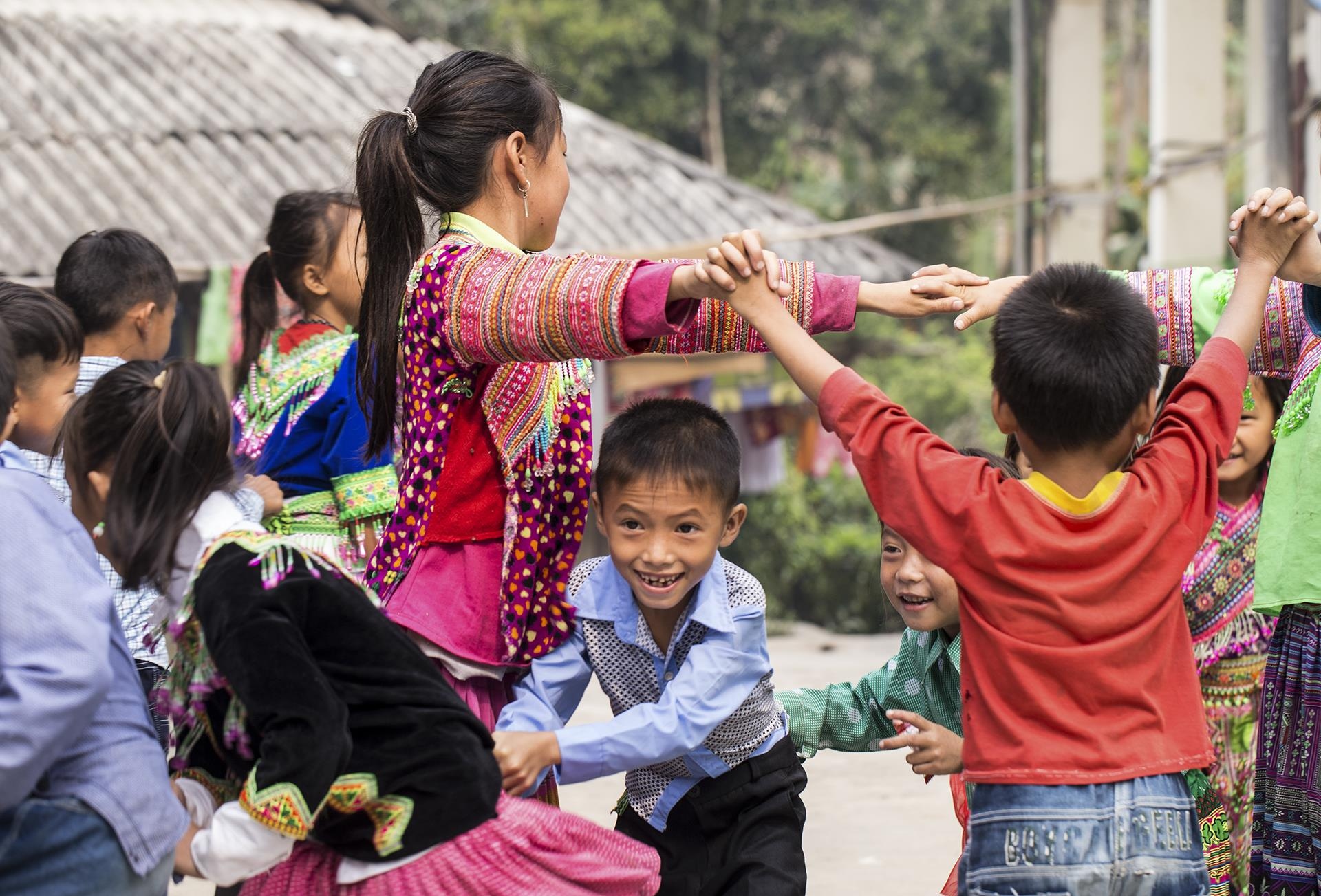 tre hoc chu o vung cao anh 16