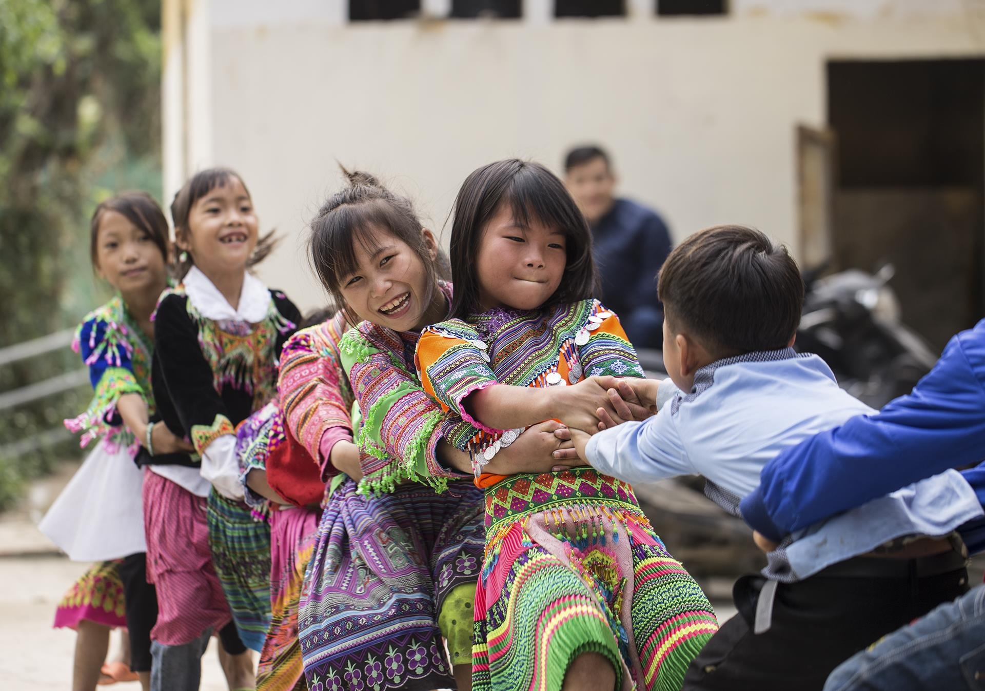 tre hoc chu o vung cao anh 19