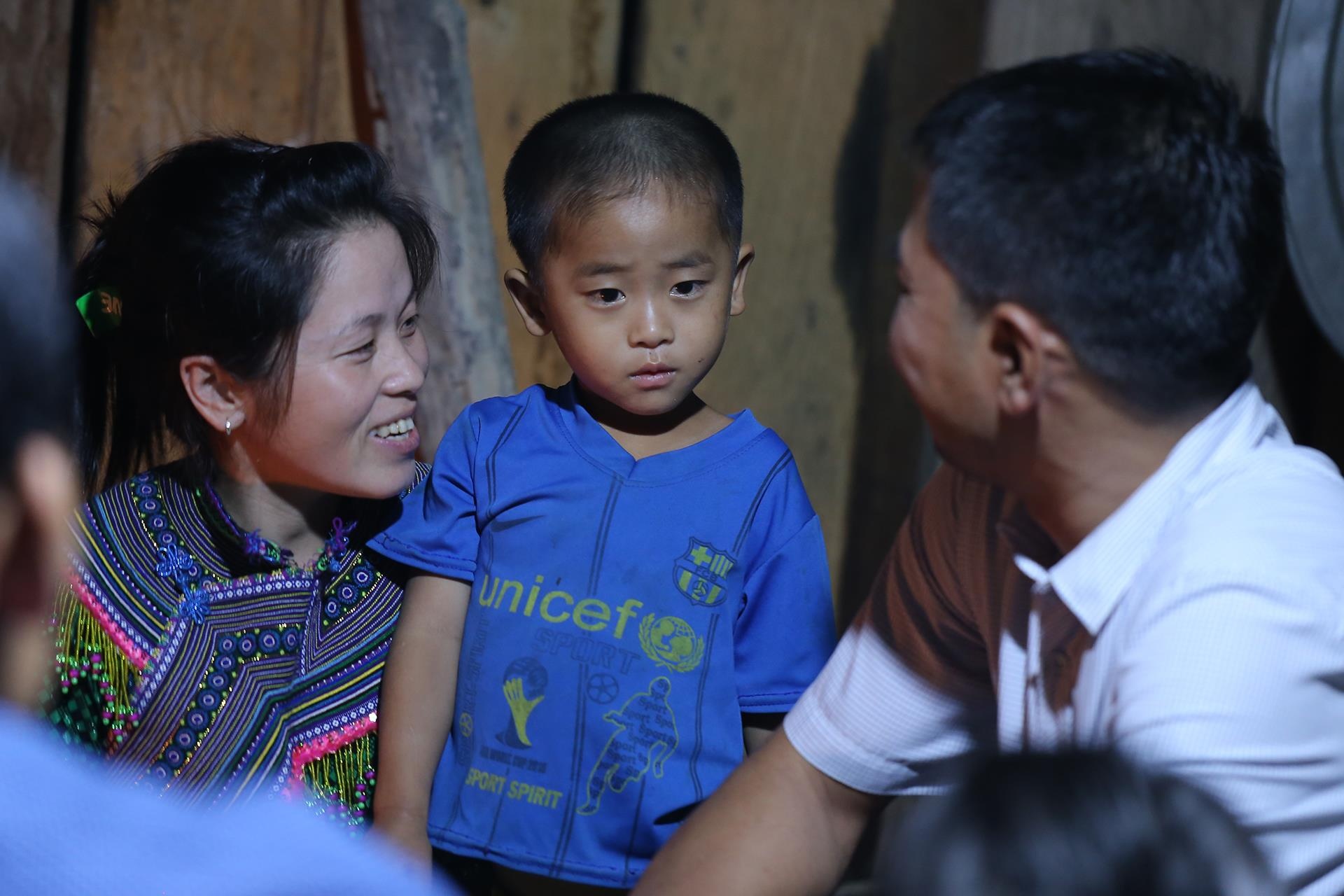 tre hoc chu o vung cao anh 33