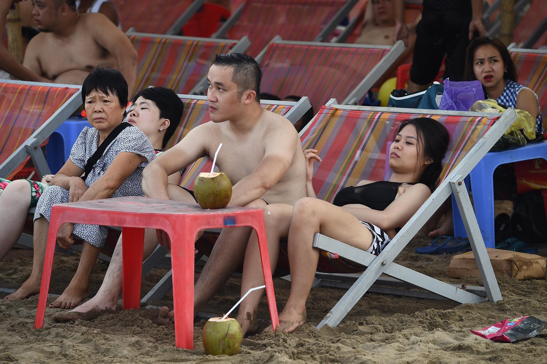 bien Sam Son dong nghet nguoi anh 14