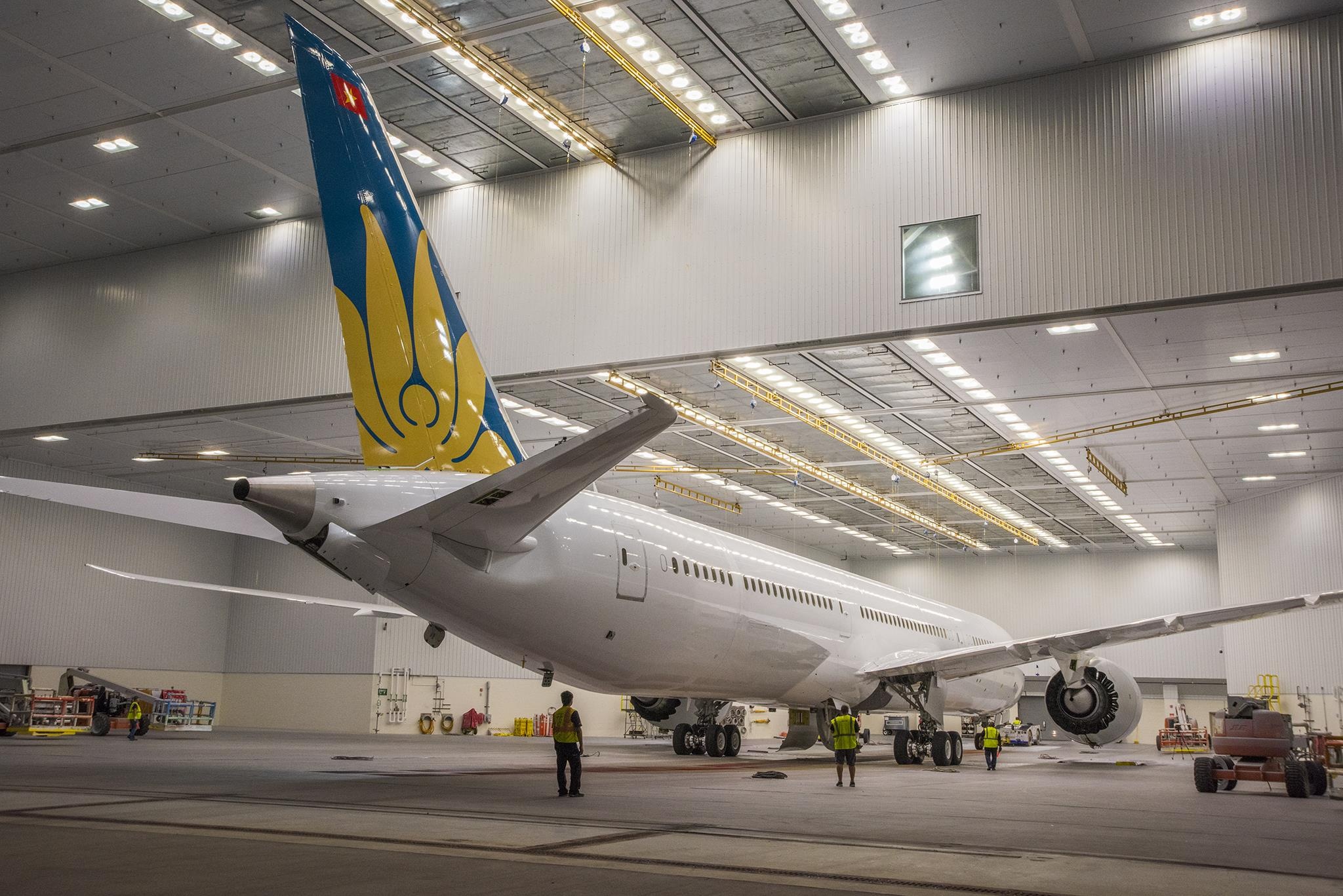 may bay Boeing 787-10 anh 9