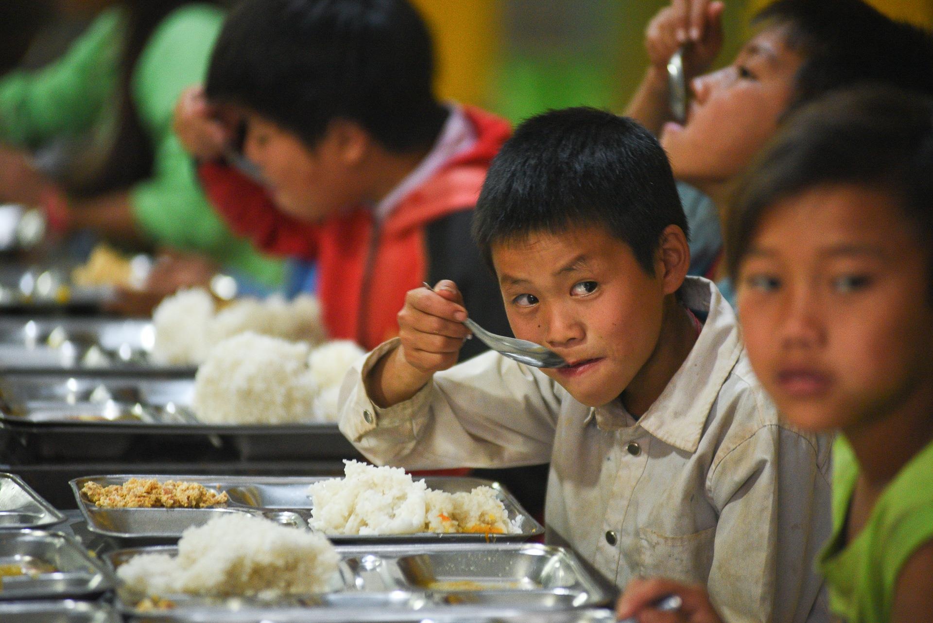 tieu hoc noi tru vung bien anh 6