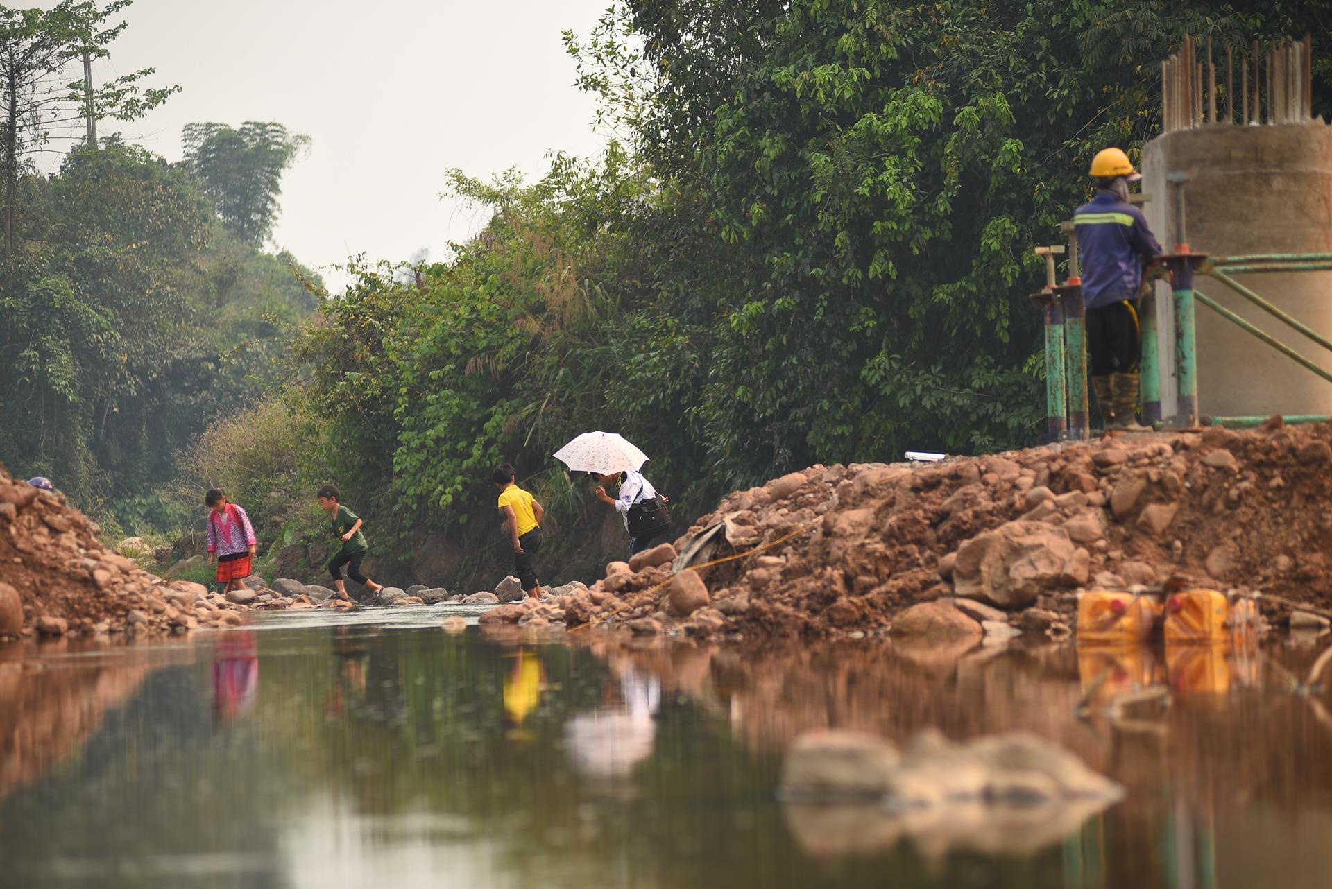 tieu hoc noi tru vung bien anh 49