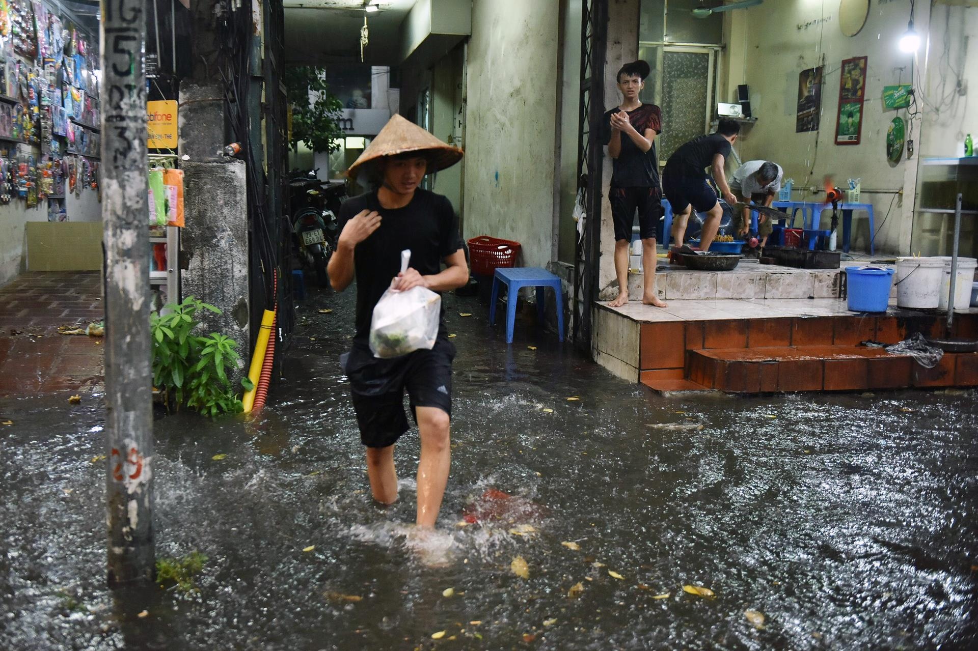 Mua ngap o Ha Noi anh 13