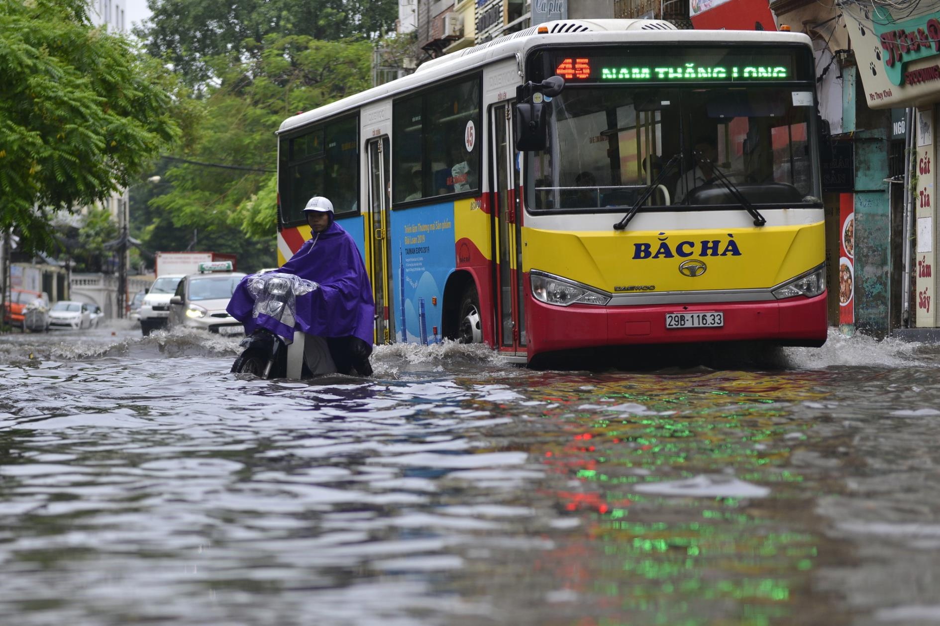 Duong pho Ha Noi bien thanh 