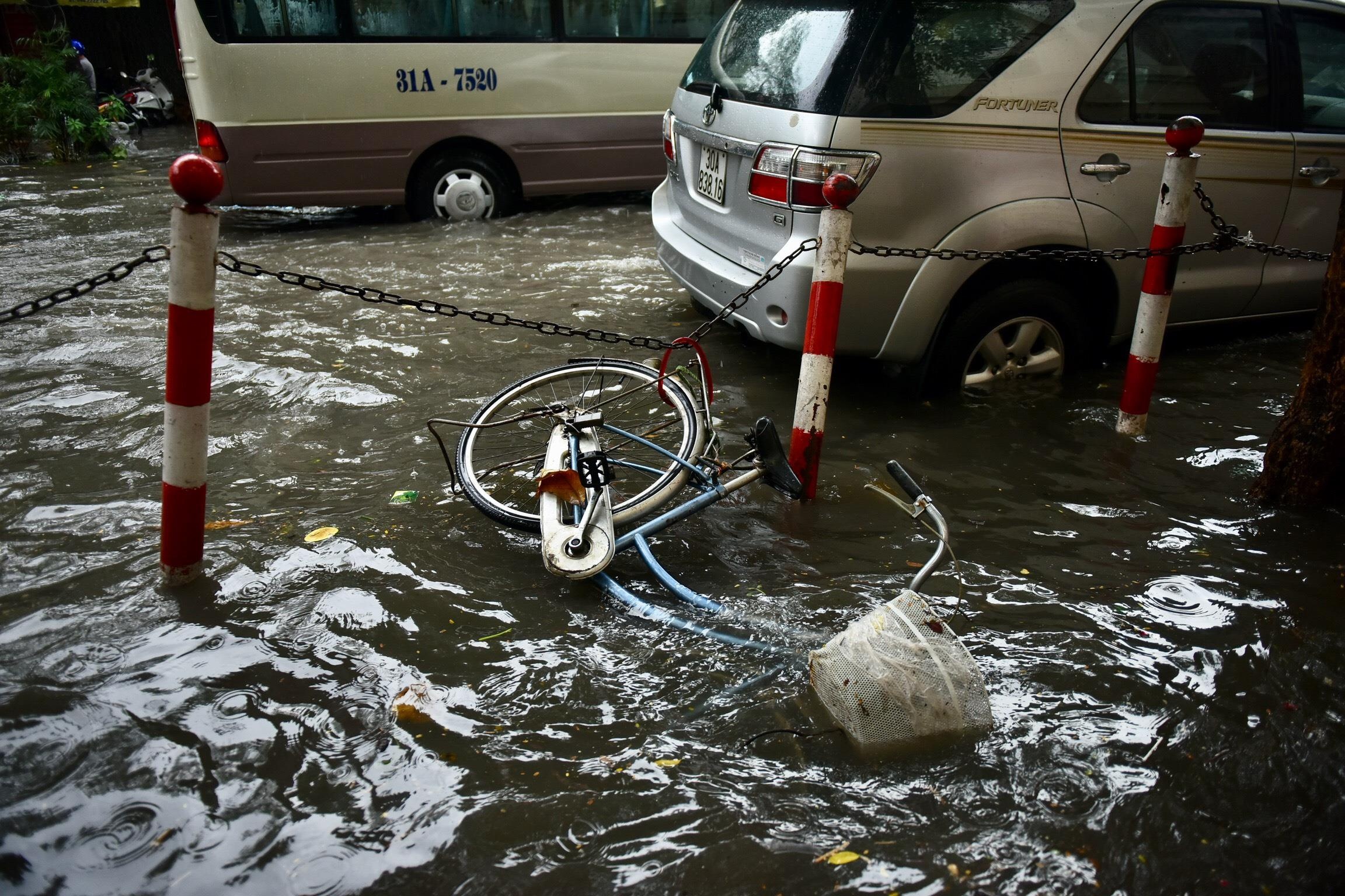 mua ngap o Ha Noi anh 18