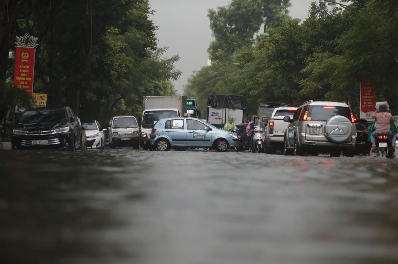 mua ngap o Ha Noi anh 7