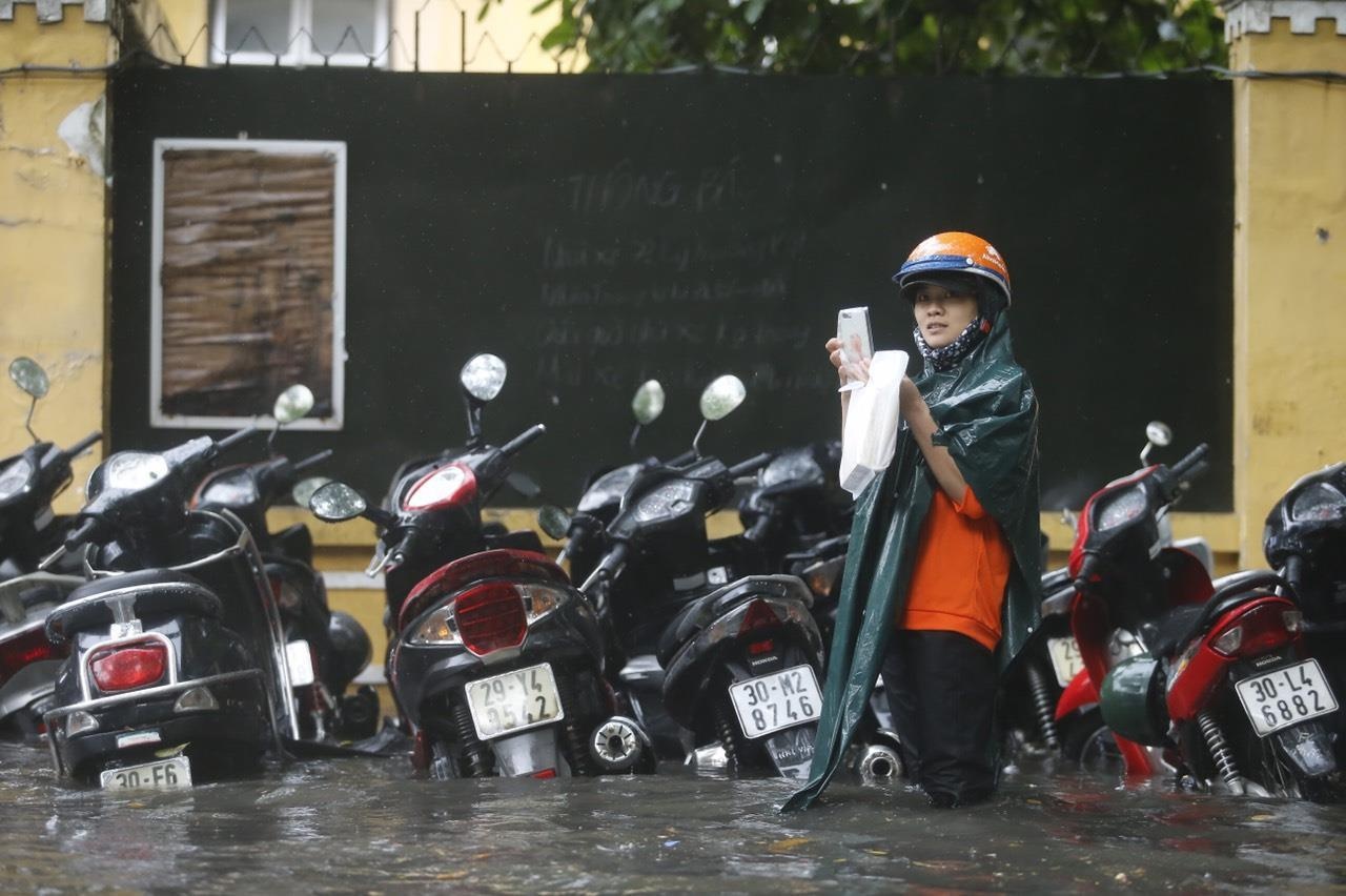 mua ngap o Ha Noi anh 9