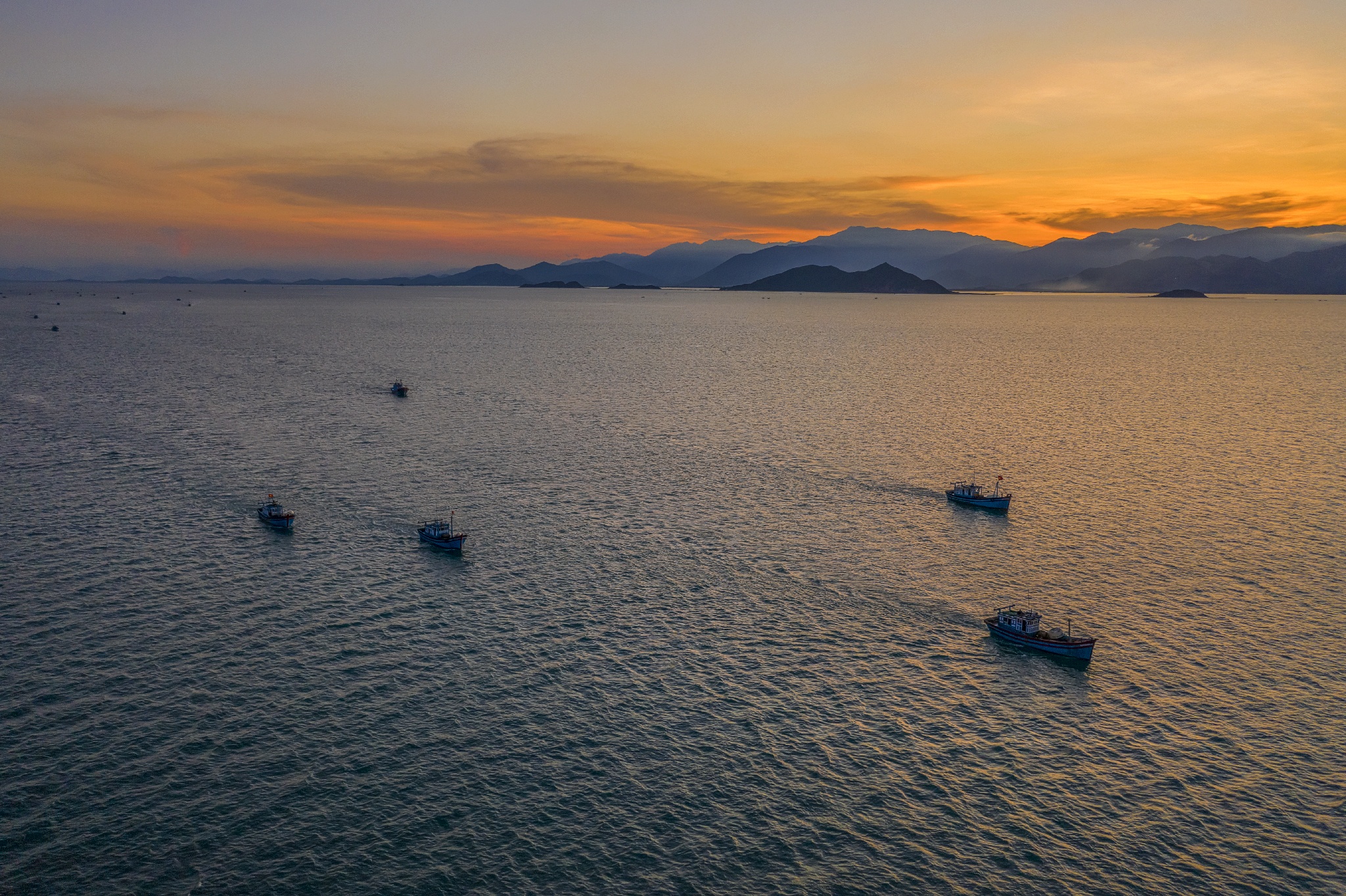 ve dep Ha Long o Quang Ninh anh 7