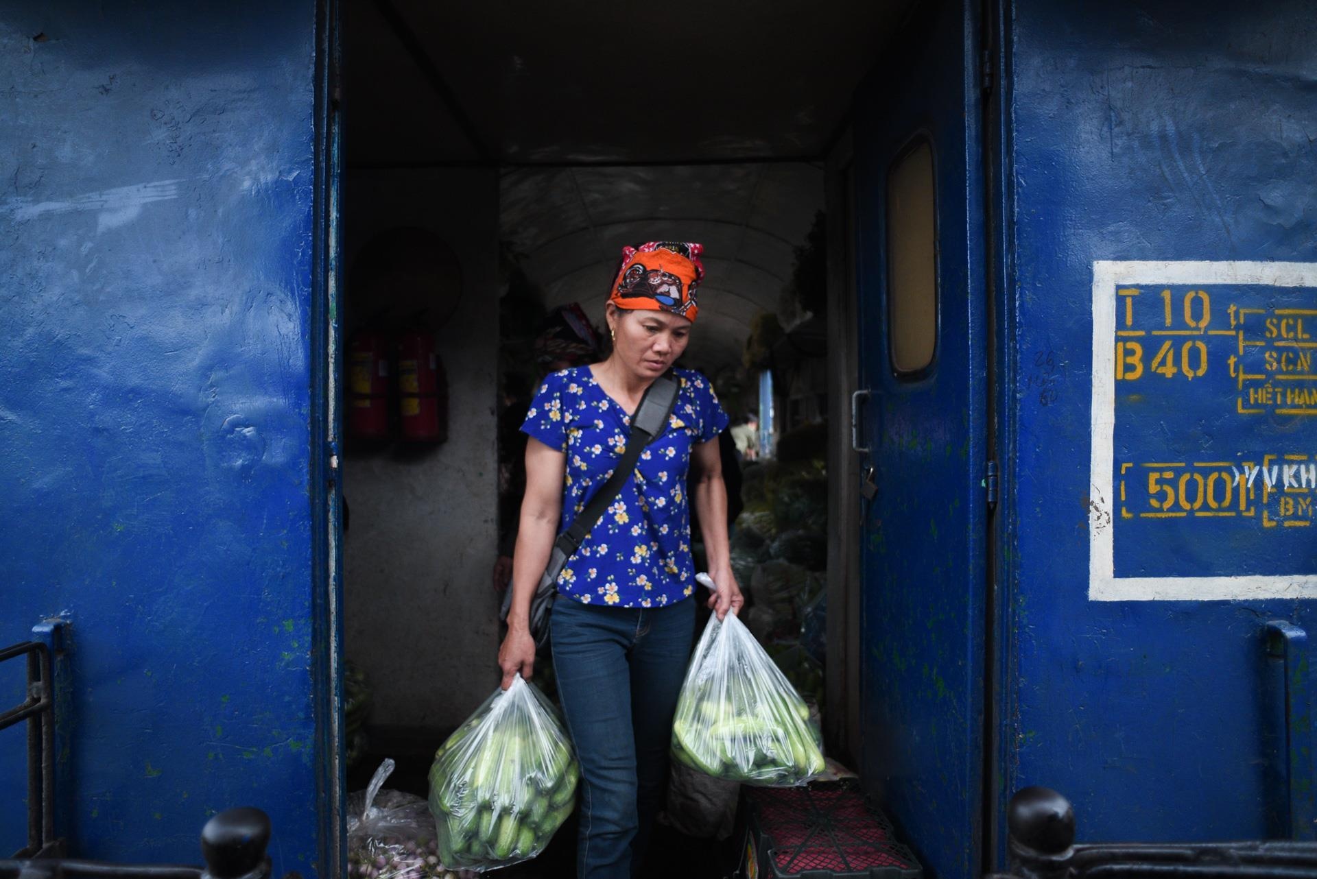 chuyến tàu vắng khách nhất cả nước Hà Nội Quảng Ninh ảnh 23 chuyen tau vang khach nhat ca nuoc Ha Noi Quang Ninh anh 23