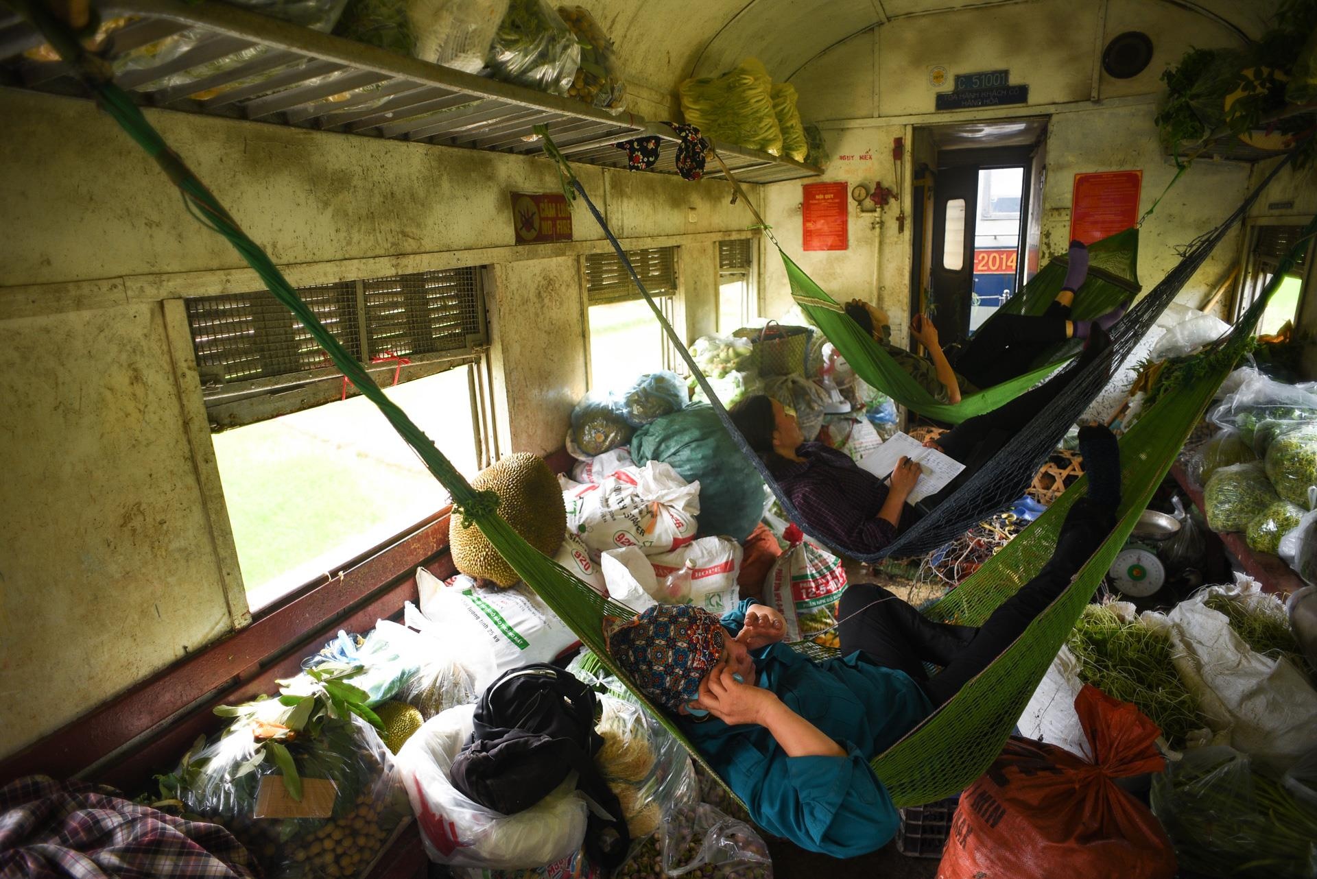 chuyến tàu vắng khách nhất cả nước Hà Nội Quảng Ninh ảnh 25 chuyen tau vang khach nhat ca nuoc Ha Noi Quang Ninh anh 25