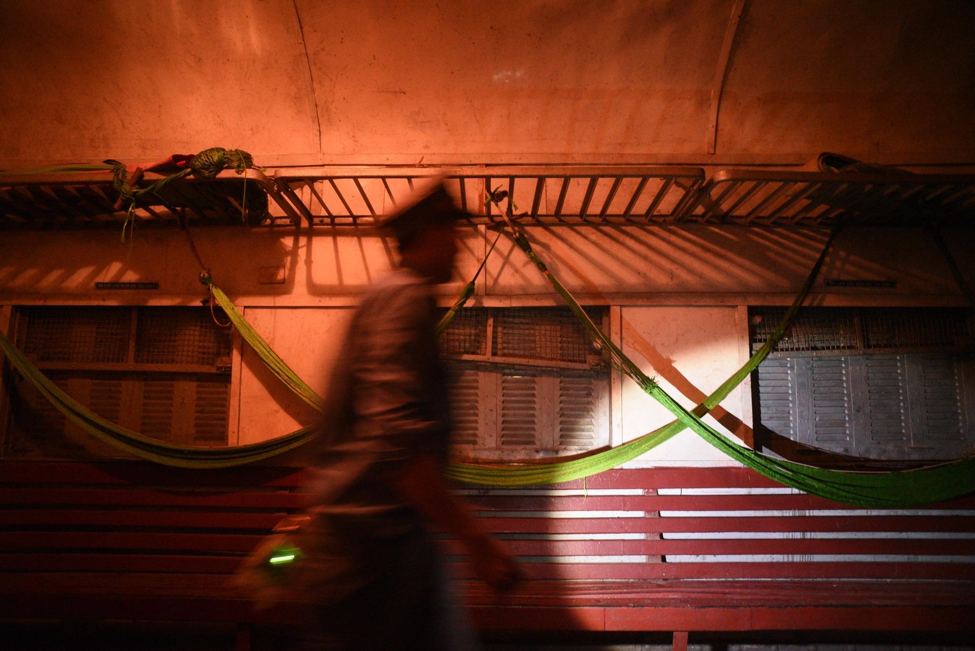 chuyến tàu vắng khách nhất cả nước Hà Nội Quảng Ninh ảnh 3 chuyen tau vang khach nhat ca nuoc Ha Noi Quang Ninh anh 3