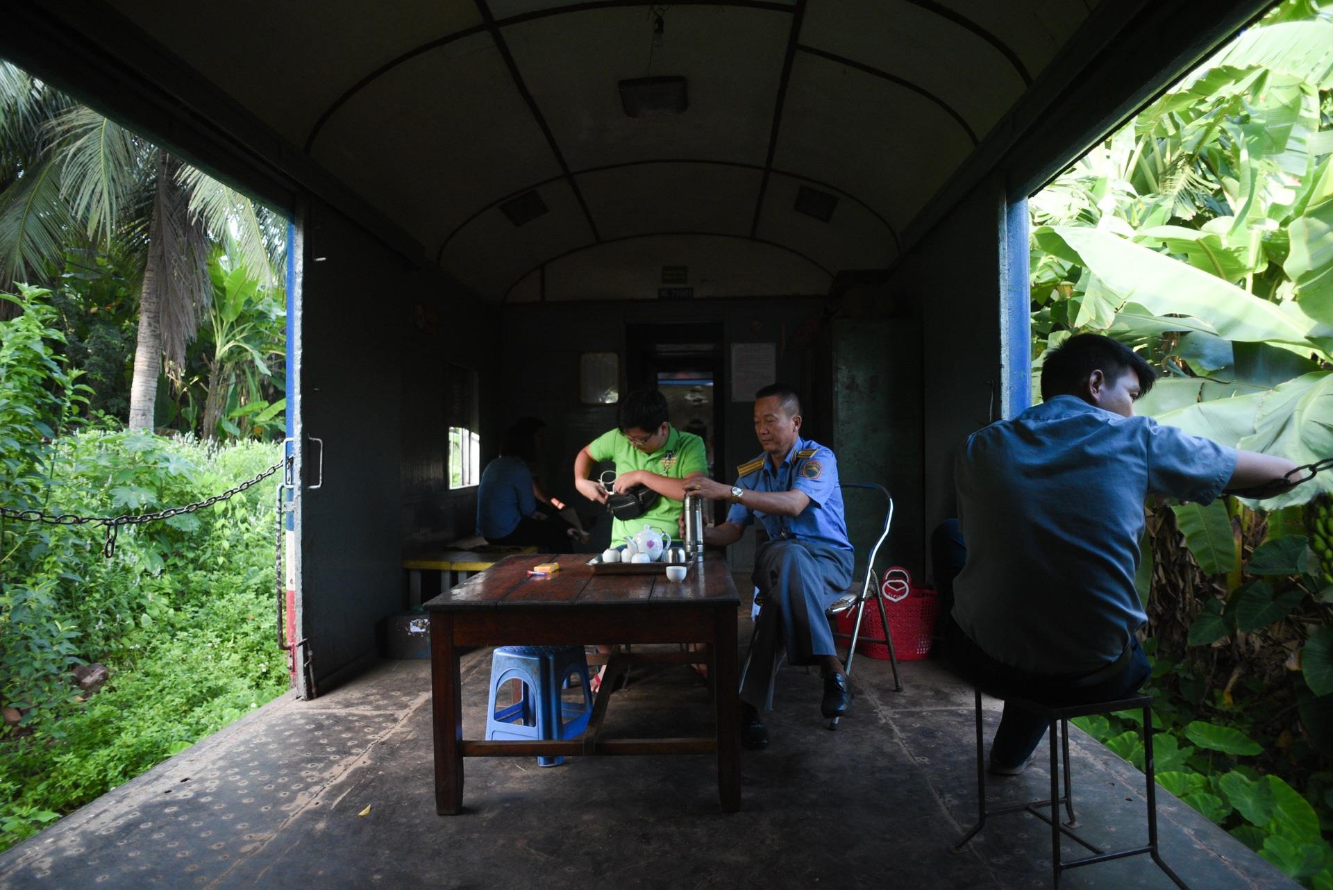 chuyến tàu vắng khách nhất cả nước Hà Nội Quảng Ninh ảnh 33 chuyen tau vang khach nhat ca nuoc Ha Noi Quang Ninh anh 33