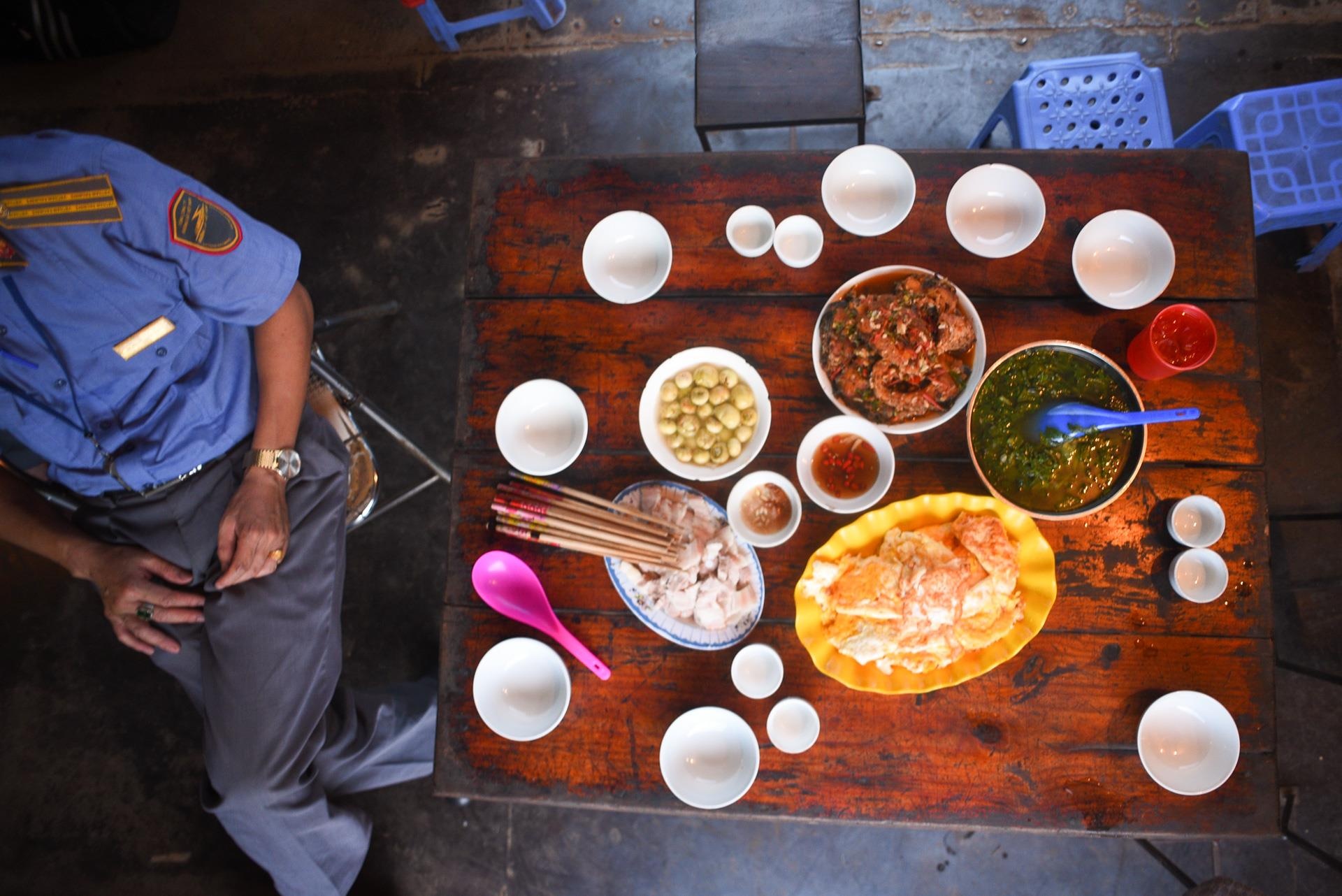 chuyến tàu vắng khách nhất cả nước Hà Nội Quảng Ninh ảnh 38 chuyen tau vang khach nhat ca nuoc Ha Noi Quang Ninh anh 38