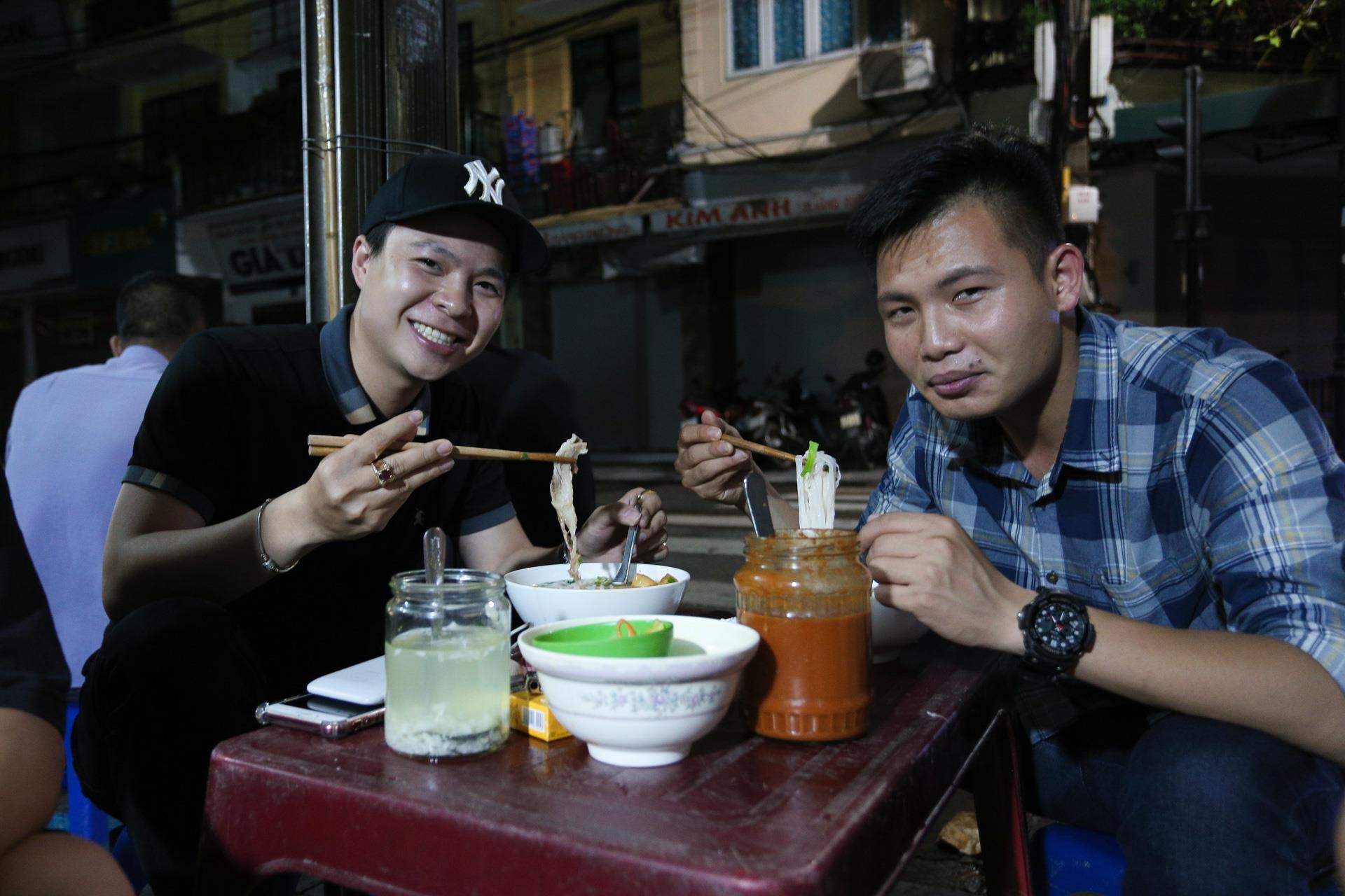 pho ganh ban dem duy nhat Ha Noi anh 8