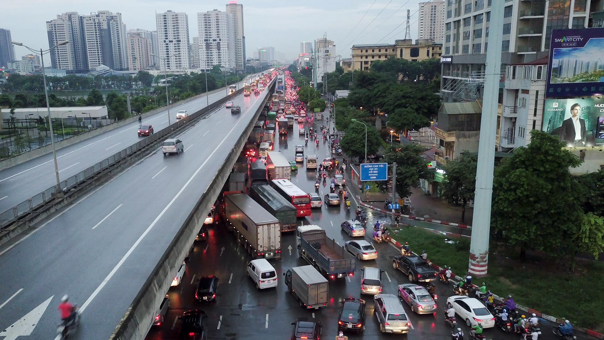 un tac giao thong sau mua anh 2