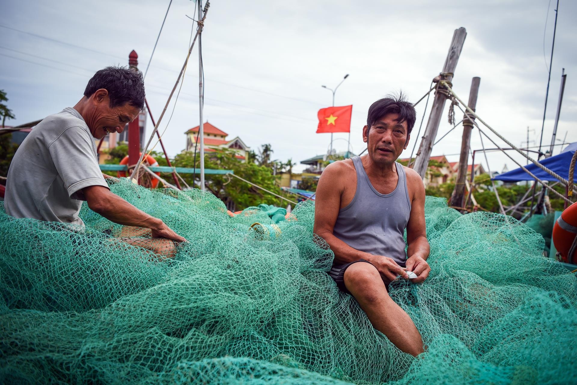 bao so 3 Wipha tien vao Hai Phong anh 16