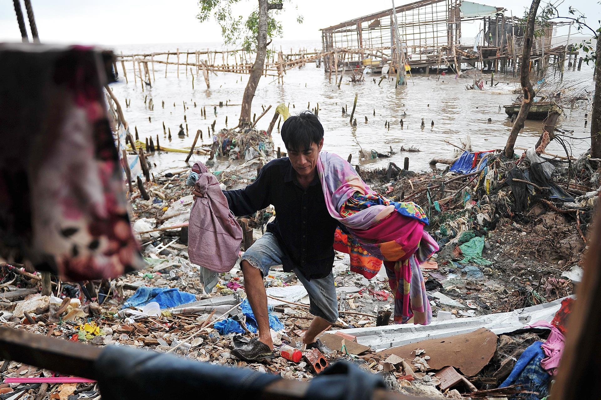 Nha tro khung, san sau song lon o Kien Giang hinh anh