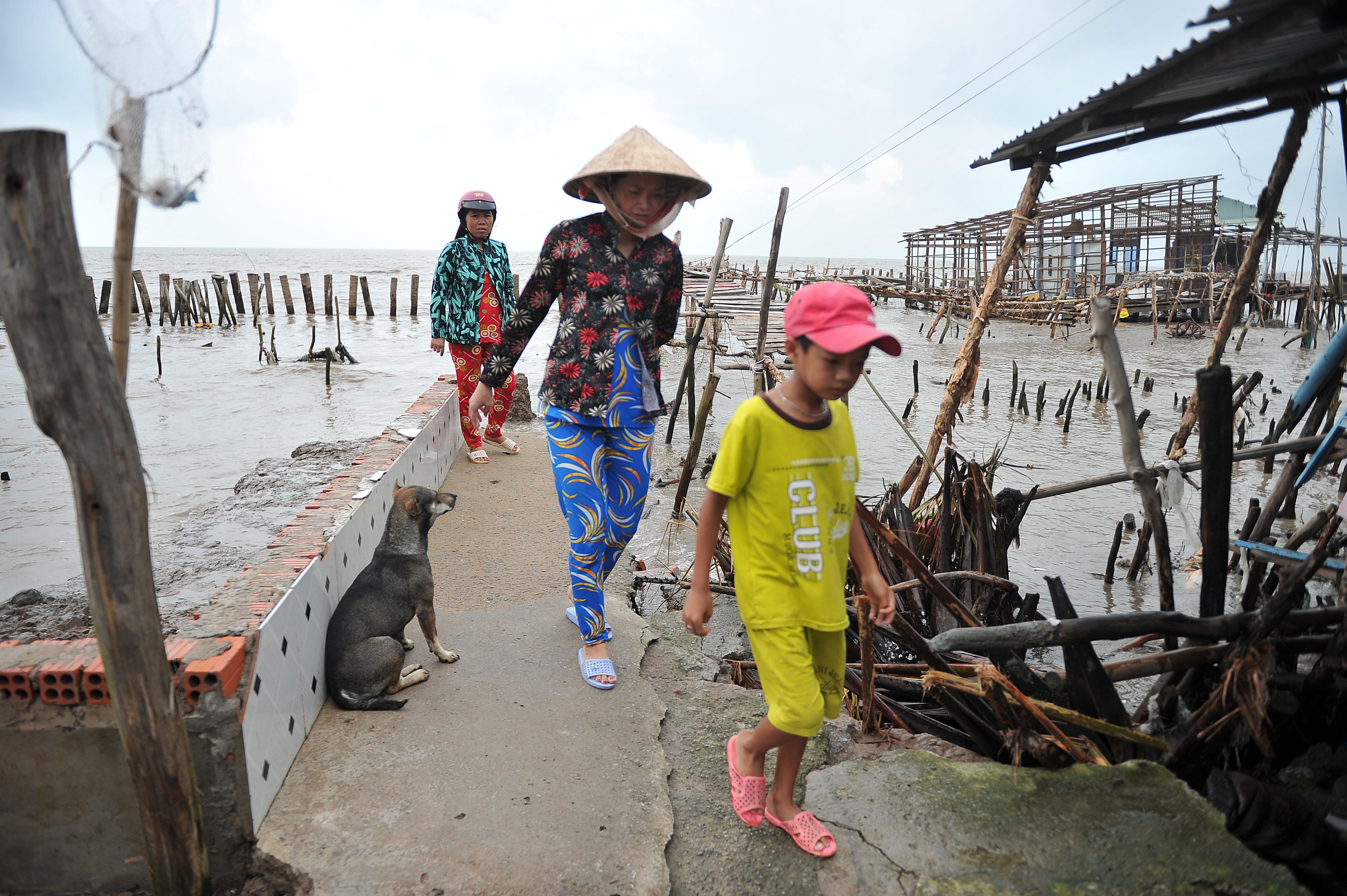 bang hoang bi gio cuon thoi bay do dac anh 10