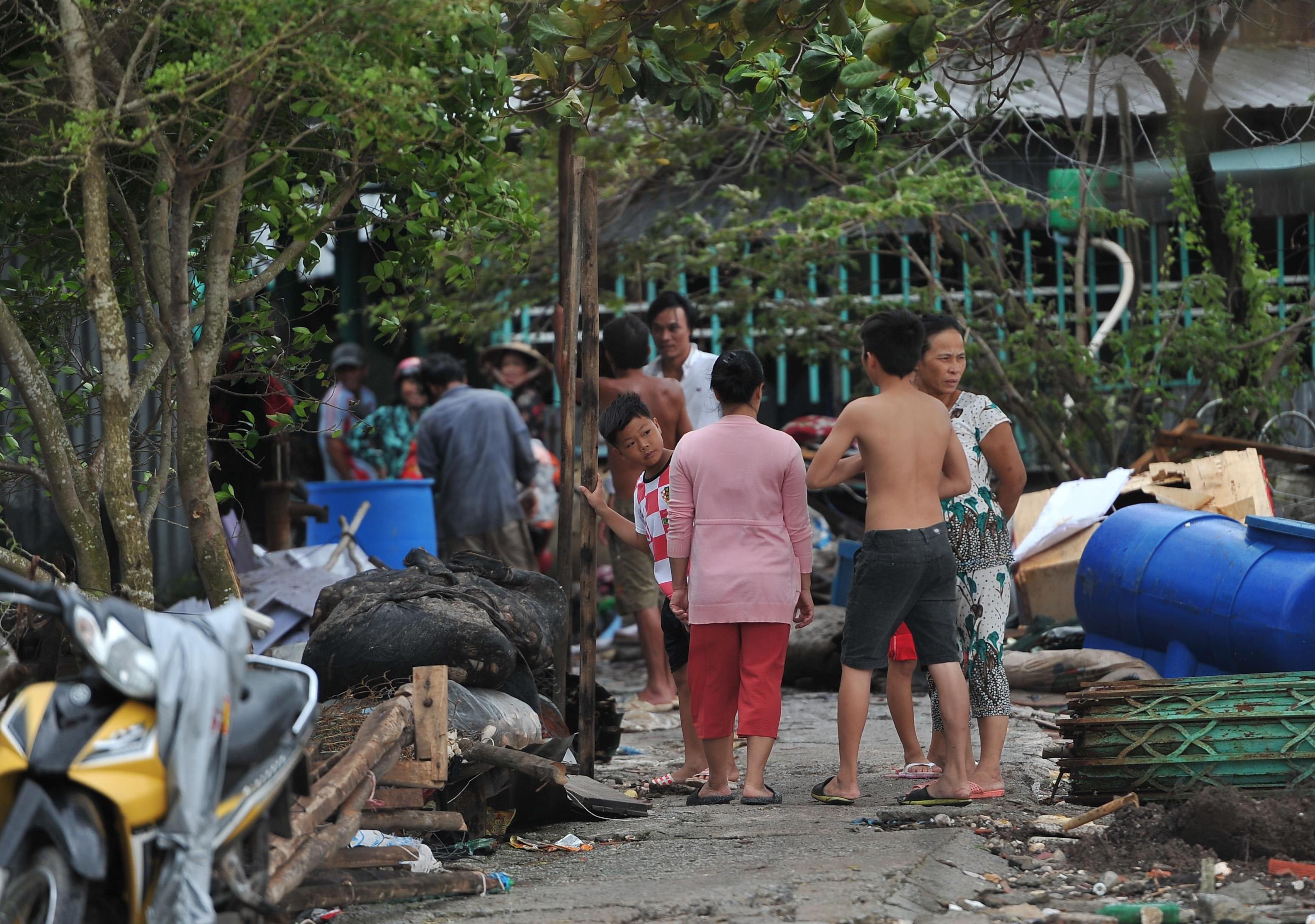 bang hoang bi gio cuon thoi bay do dac anh 13